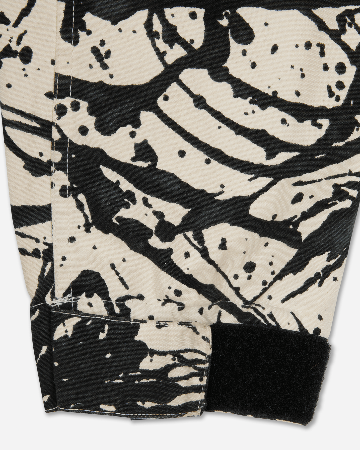 Utility Jacket With Ink Print White / Black