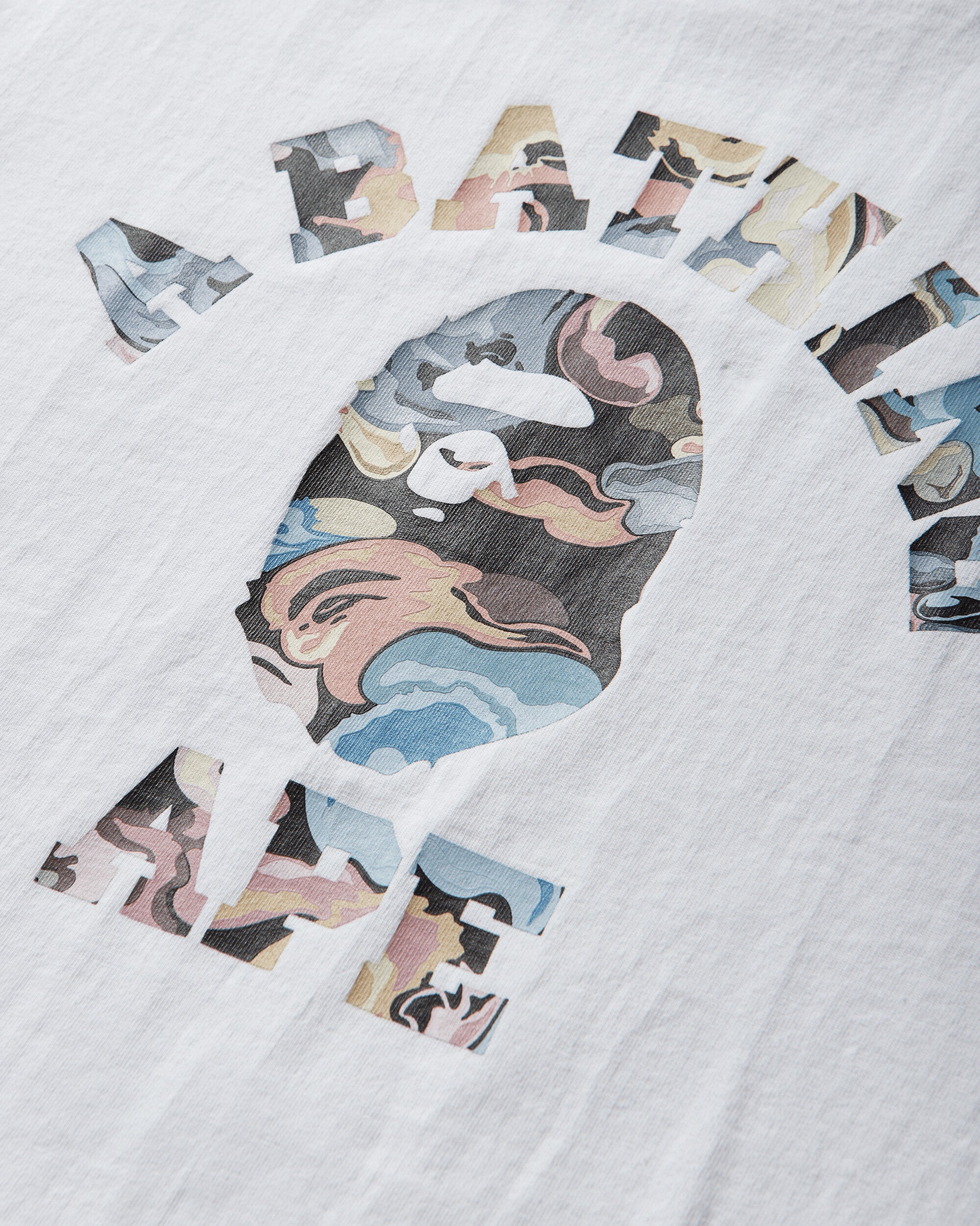 A Bathing Ape Art Camo College Tee M White T-Shirts Shortsleeve 1L80110035 WHITE