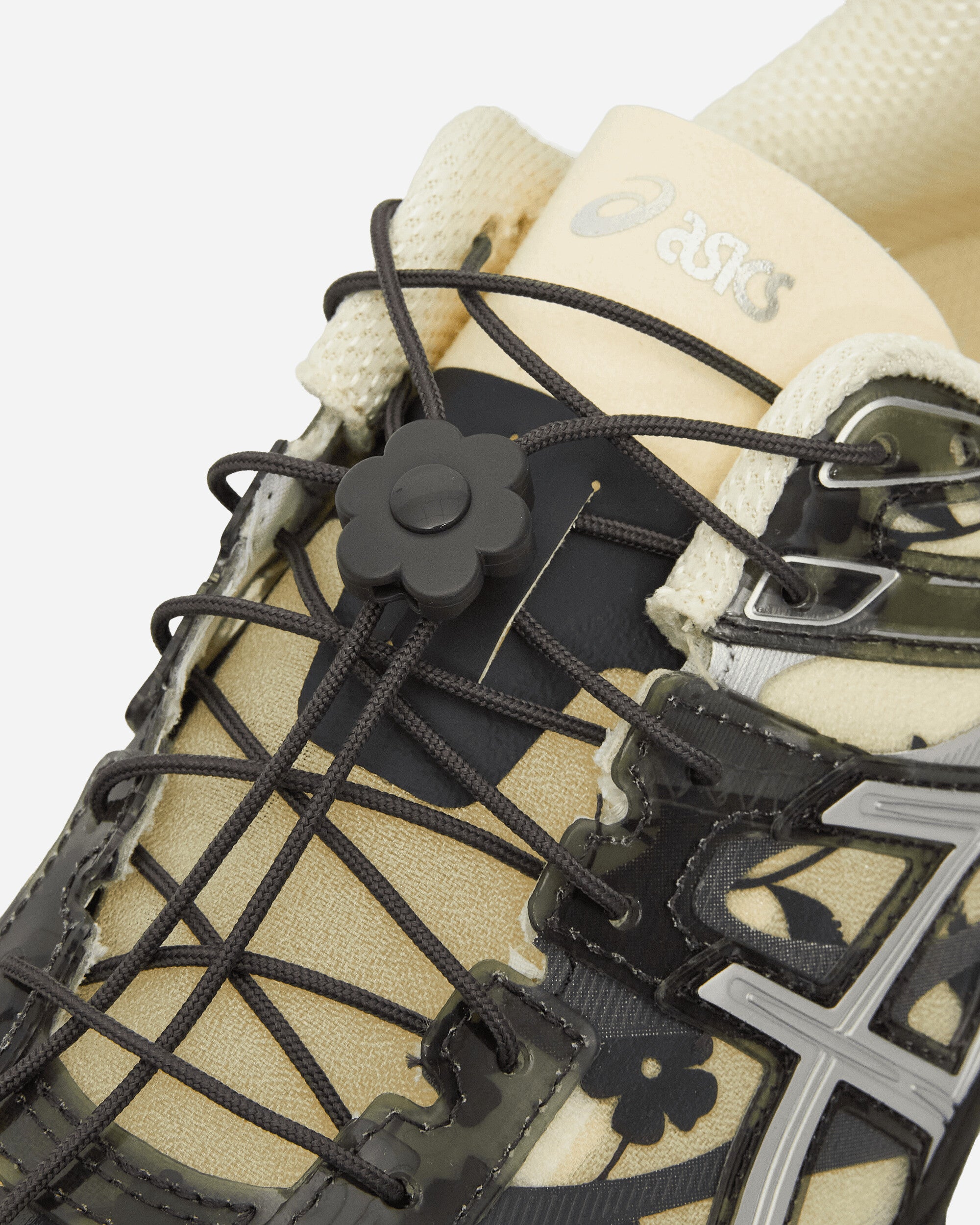 Asics Gel-Cumulus 16 Sscb Ivory/Black Sneakers Low 1203A762-750