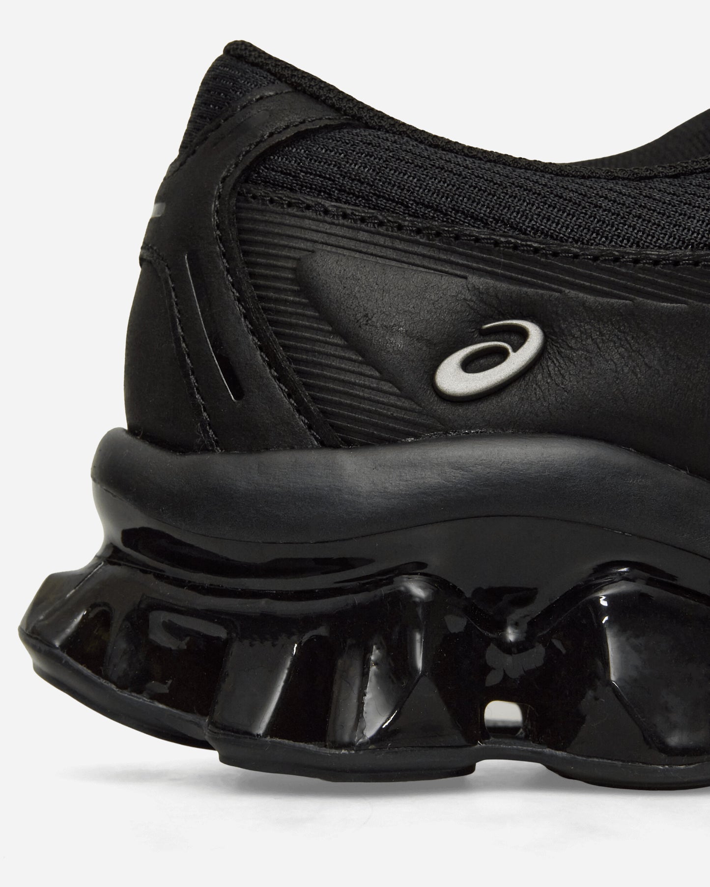 Asics Gel Kinetic Sp Black/Black Sneakers Low 1203B056-001