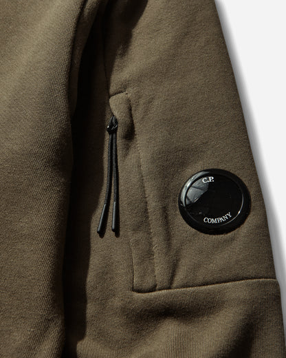 C.P. Company Diagonal Raised Fleece Crewneck Lens Sweatshirt Ivy Green Sweatshirts Crewneck RCCMSS713A-005086W 683