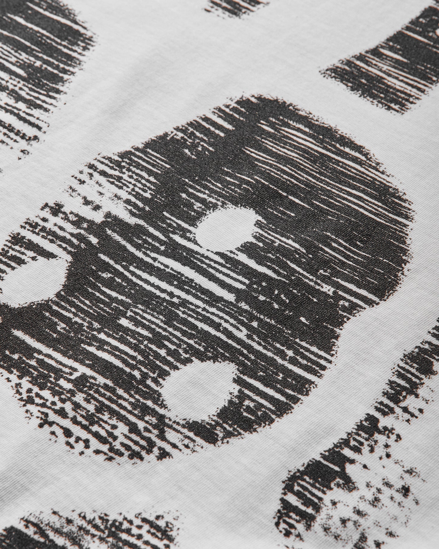 Chito Knock Out Pup Tee Black/White T-Shirts Shortsleeve C0225T010 001