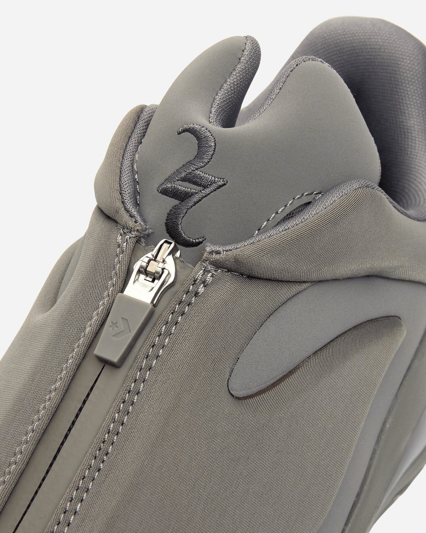 Converse Shai 001 Origin Story/Iron Grey Sneakers Low A19837C