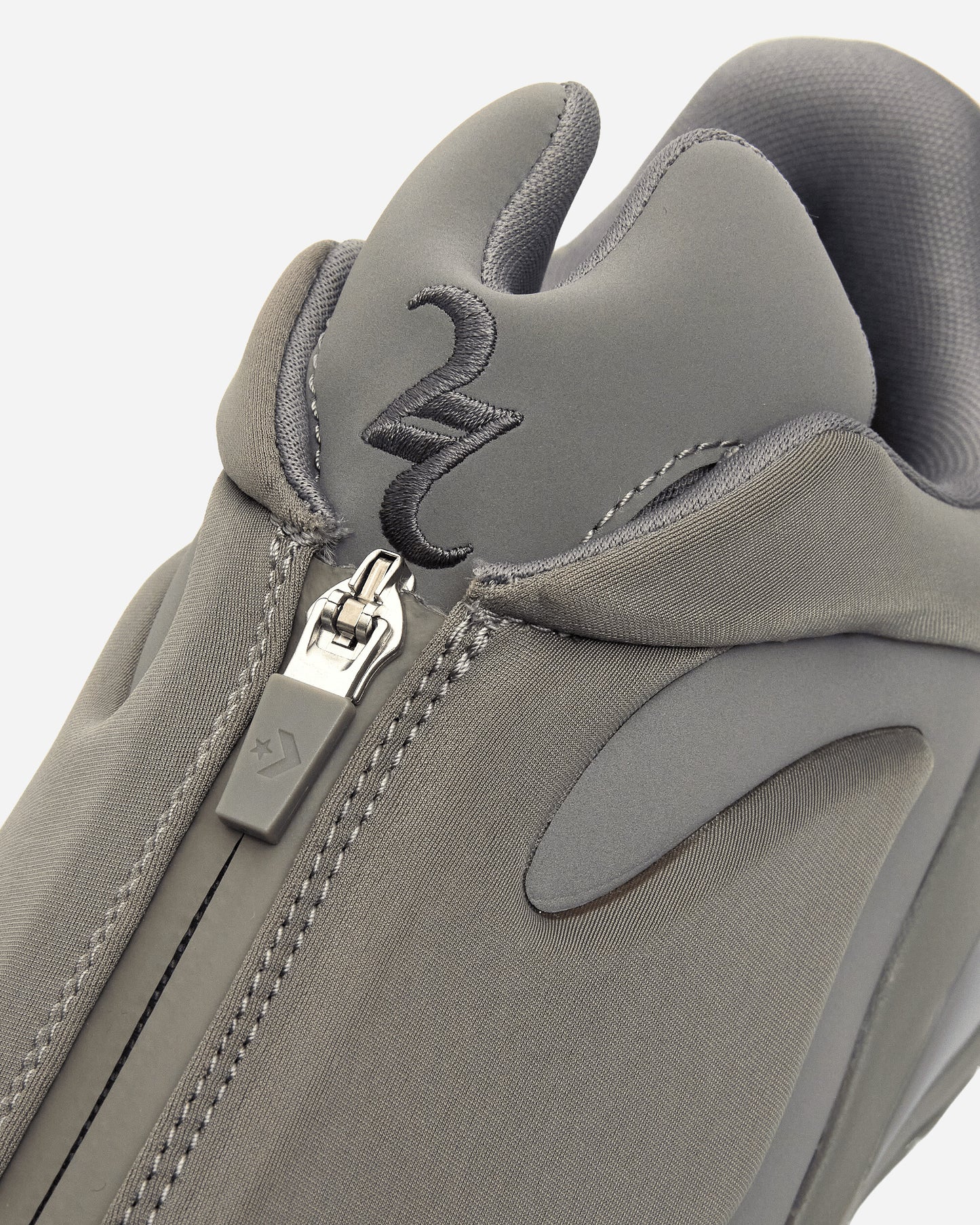 Converse Shai 001 Origin Story/Iron Grey Sneakers Low A19837C