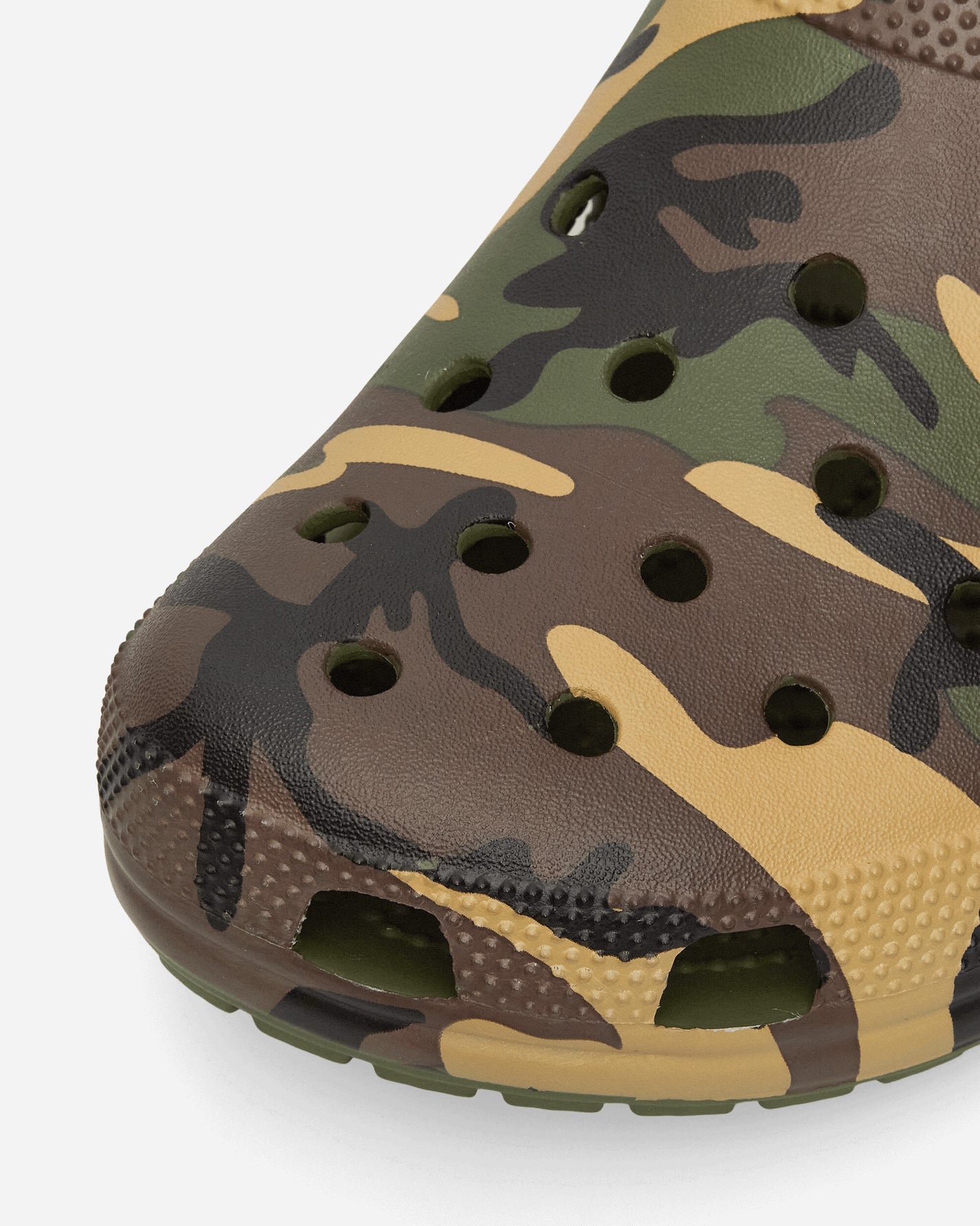 Crocs Classic Camouflage Clog Army Green/Multi Sandals and Slides Sandals and Mules CR.211936 AGMT