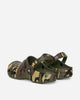 Crocs Classic Camouflage Clog Army Green/Multi Sandals and Slides Sandals and Mules CR.211936 AGMT