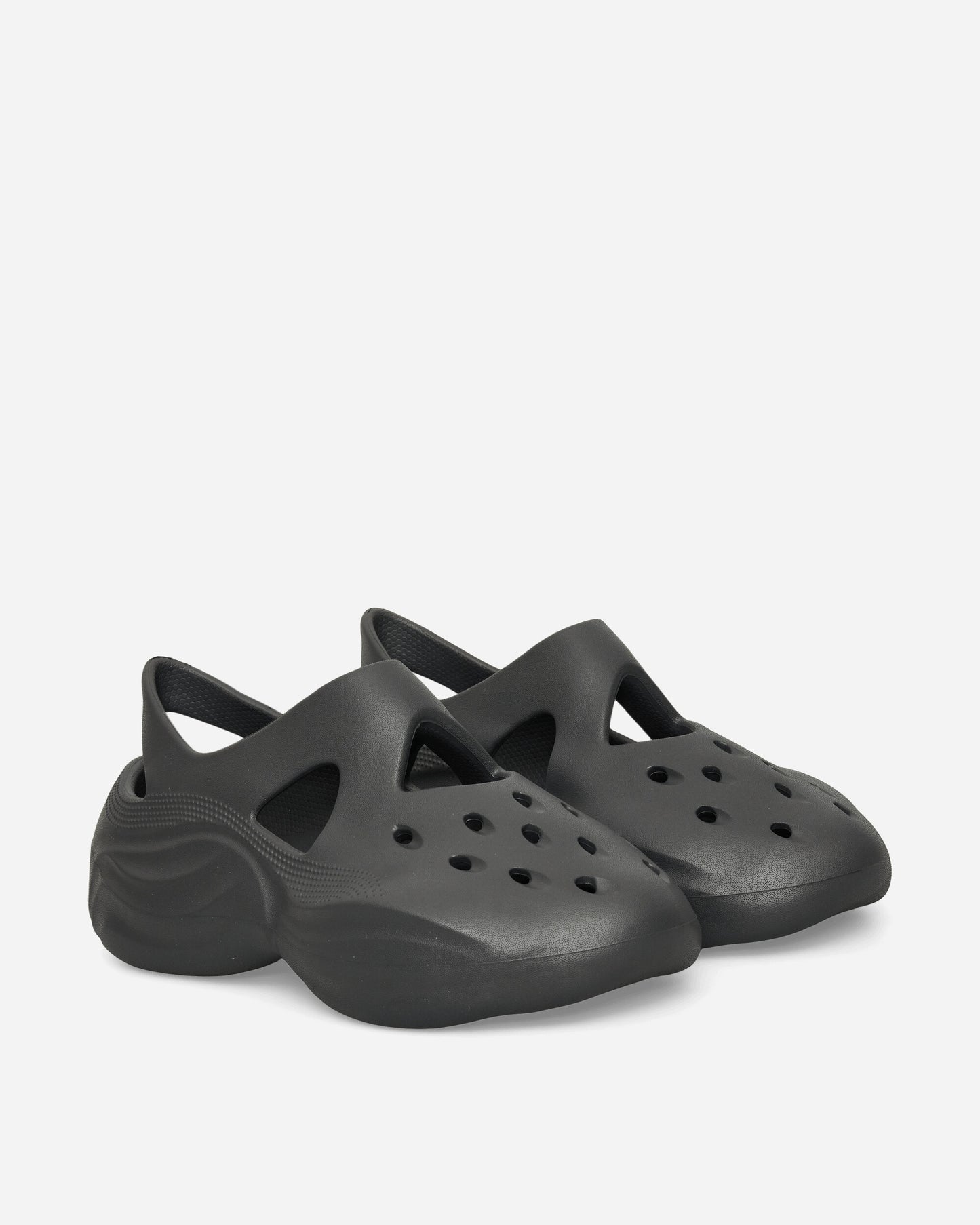 Crocs Dingyun Zhang X Crocs Diffuser Black Sand Sandals and Slides Sandals and Mules CR.209552 BKSD