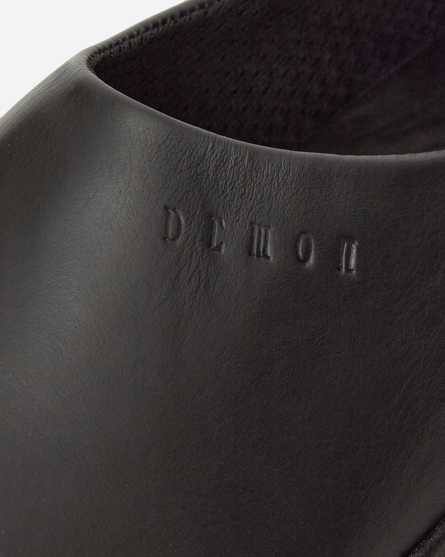 Demon Dalmara Black Black Classic Shoes Flat Shoes DALMARABLACK BLACK