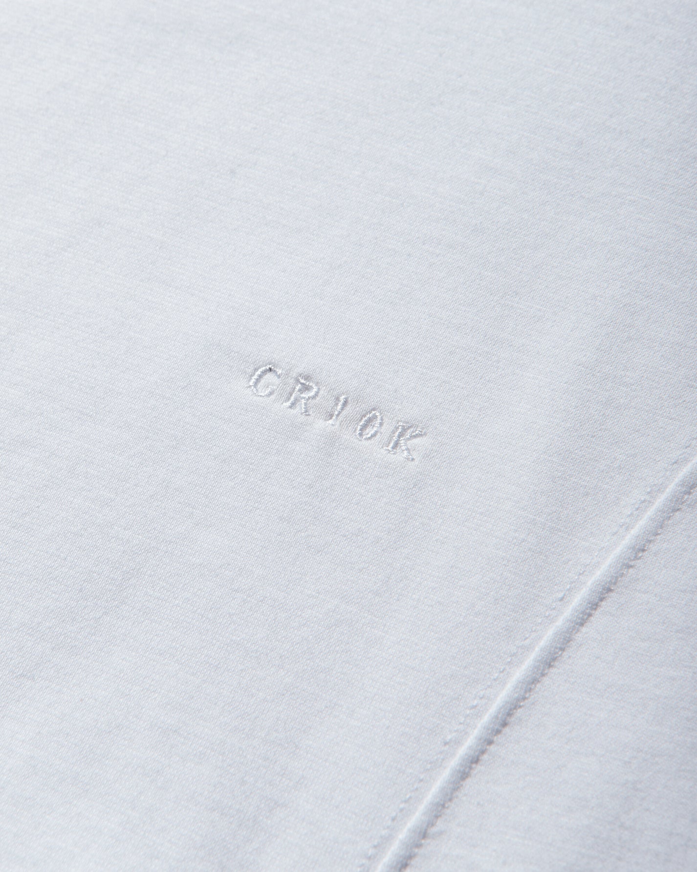 GR10K Pump Longsleeve White T-Shirts Longsleeve DG021301FR12 12