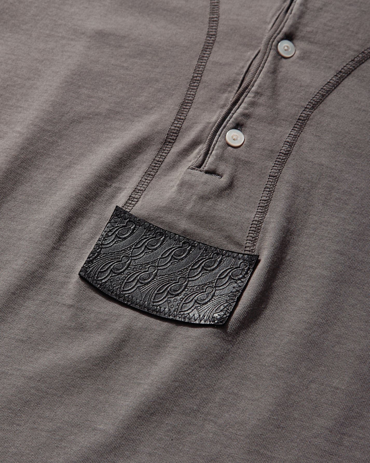 Kiko Kostadinov Sargo Short Sleeve Henley Iris T-Shirts Shortsleeve KKSS265TP03 88