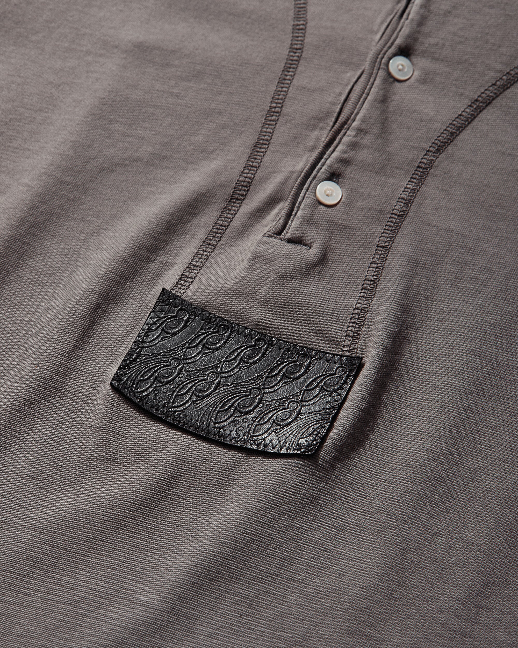 Kiko Kostadinov Sargo Short Sleeve Henley Iris T-Shirts Shortsleeve KKSS265TP03 88