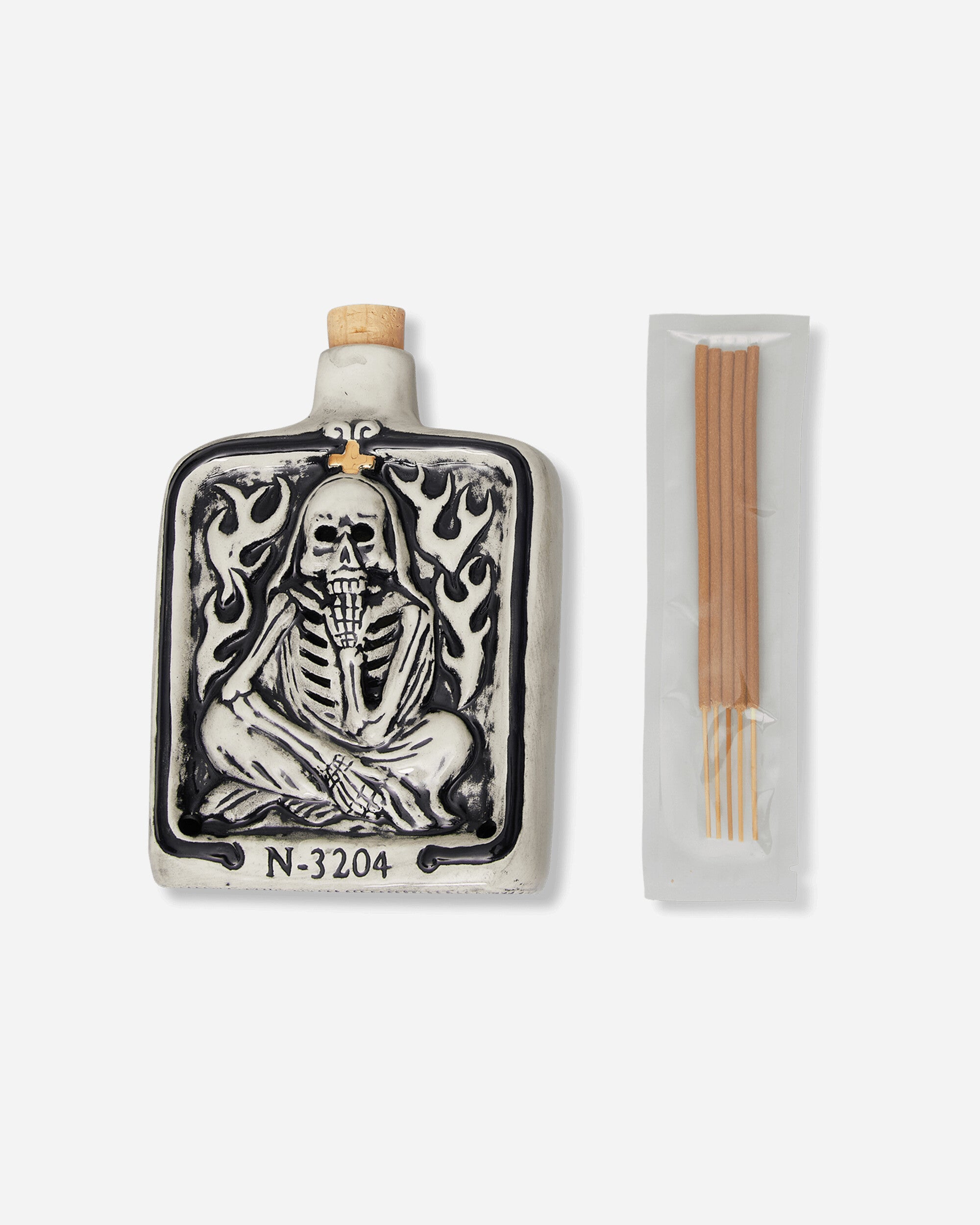 Neighborhood Bottle Incense Chamber Black Home Decor Incenses and Holders 261AINH-AC01 BLACK