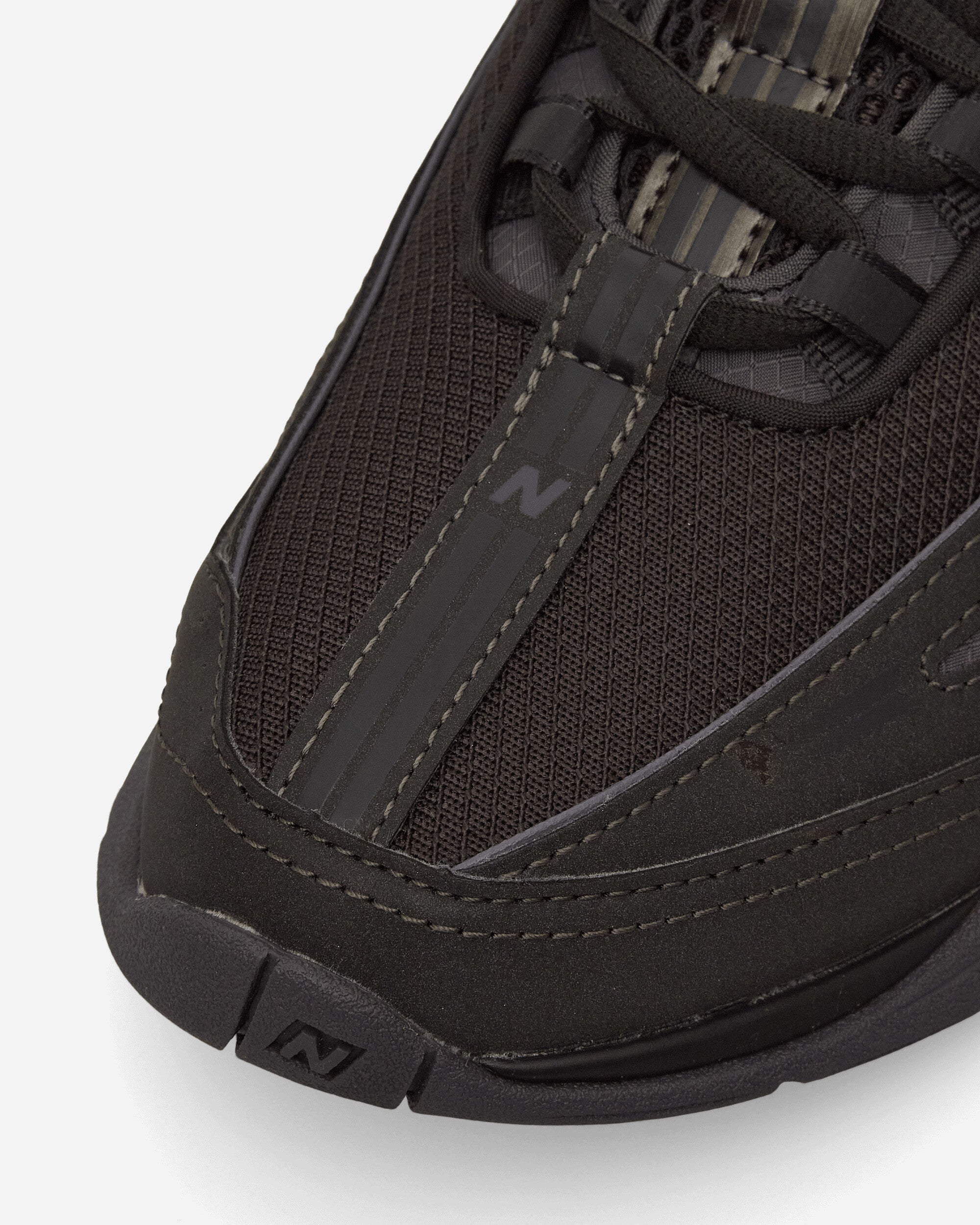 New Balance URC563AR Faded Black/Neptune Grey Sneakers Low URC563AR