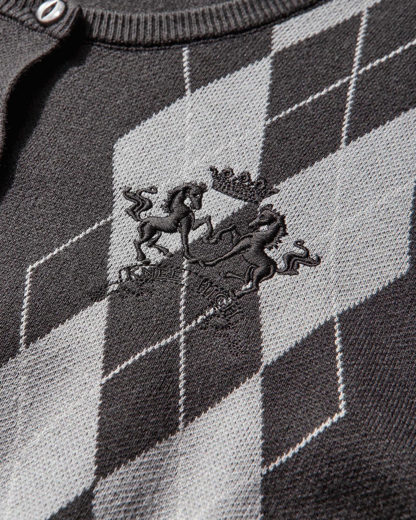 Nii Hai Wmns The Bubble Cardi In Grey Argyl Gray Knitwears Cardigans 2025014OTWBUBPES GRY