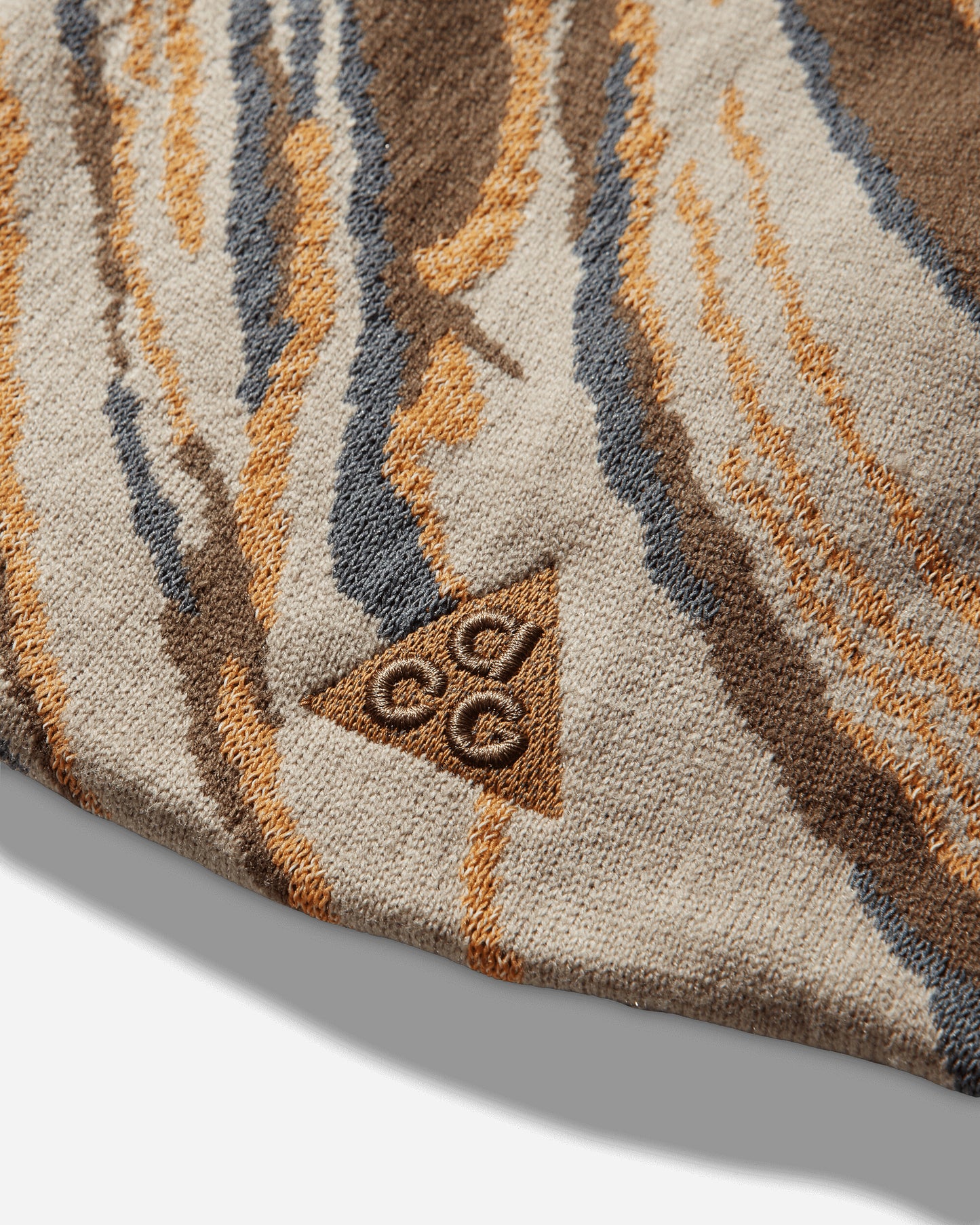 Nike U Nk Peak Beanie Uc Acg Bg Bnd Parachute Beige/Mosswood Brown Hats Beanies HV7016-297