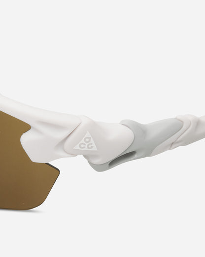 Nike Nike Acg Vista Peak Mt Photon Dust/Terrain Tint Eyewear Sunglasses 16IMNKIQ9340X-012