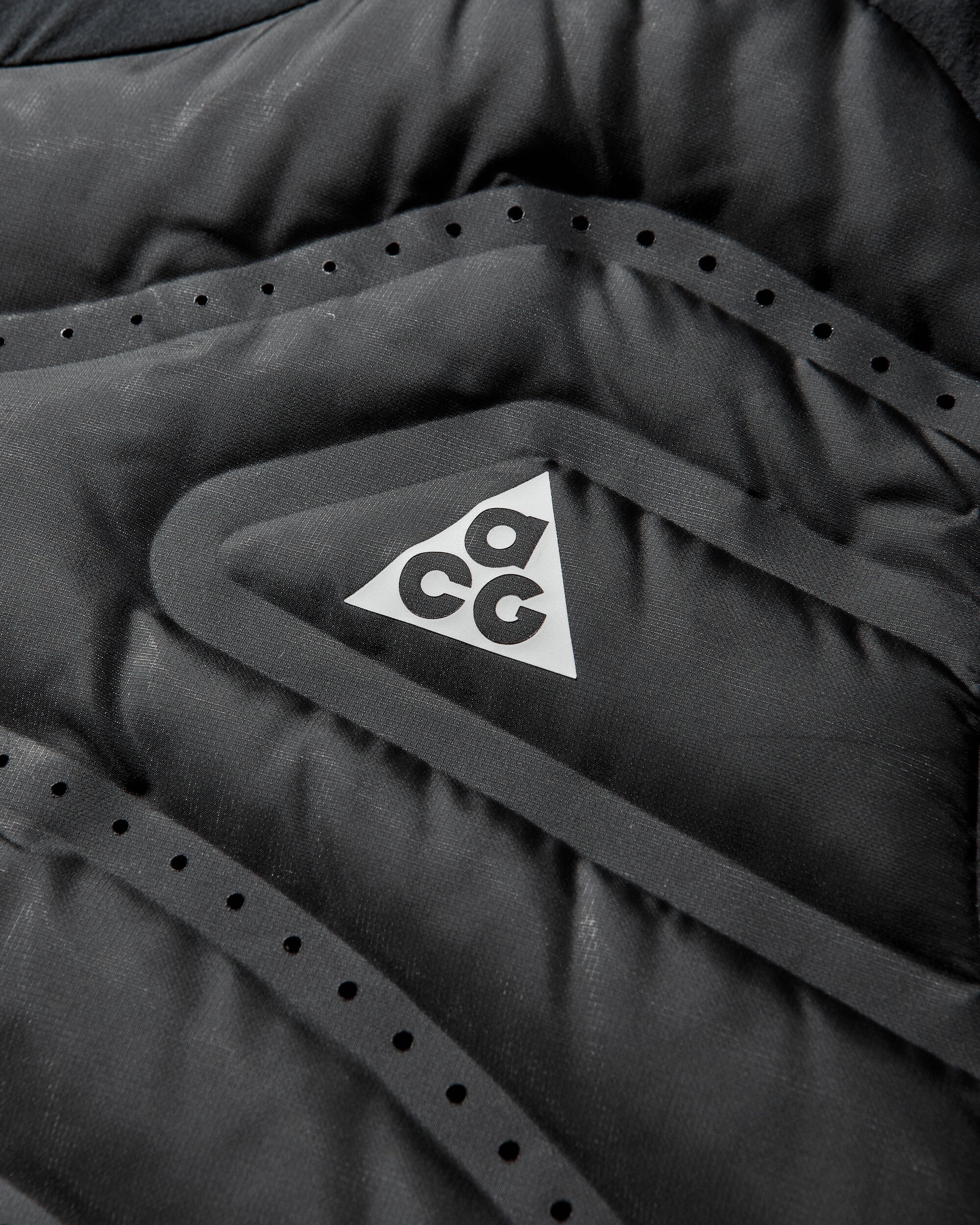 Nike Nike Acg "lava Flow" Men's Hooded Jacket Black/Black/Black/Summit White Coats and Jackets Jackets IO9132-010