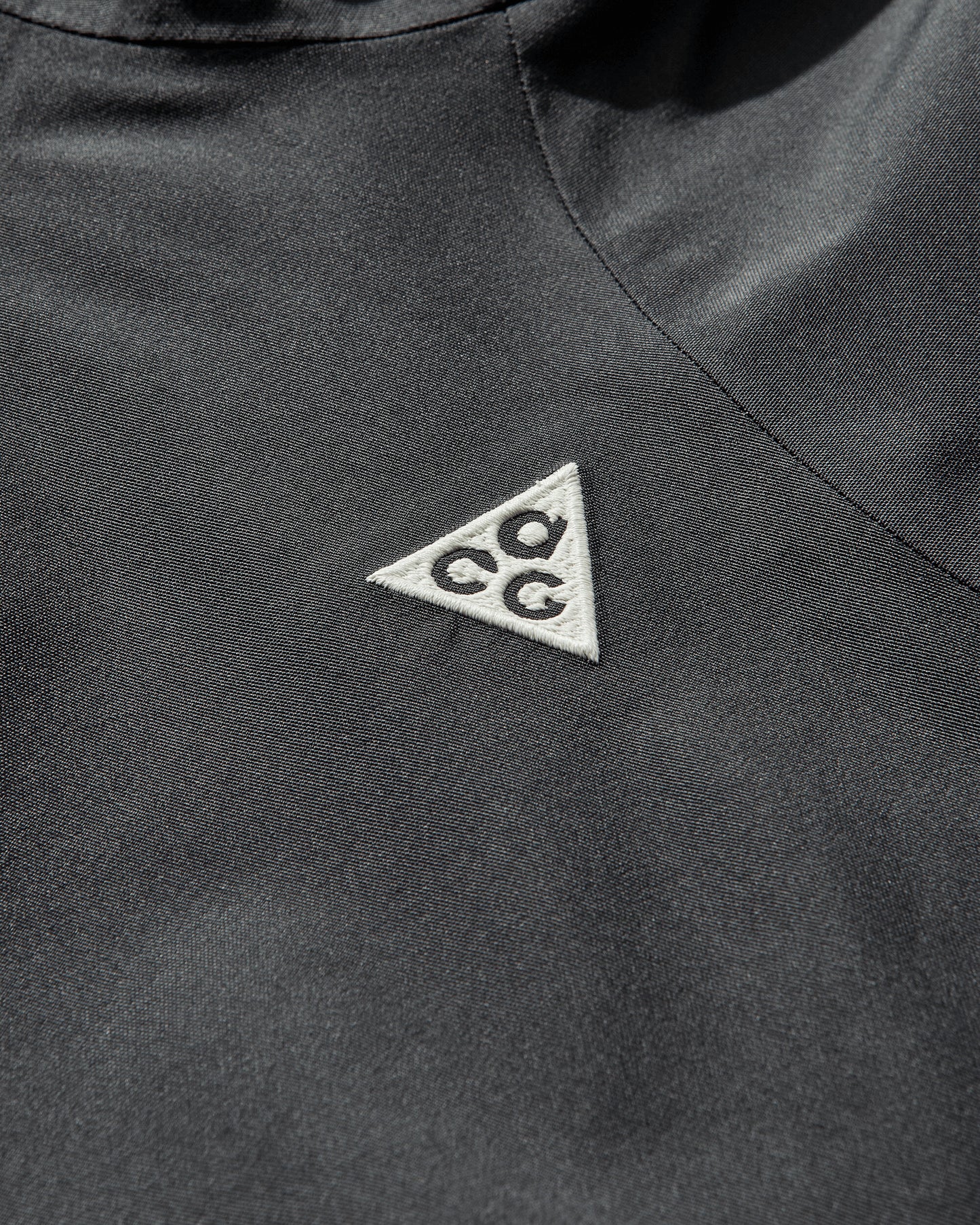 Nike Nike Acg "mystery Lights" Snow Jacket Anthracite/Anthracite/Black/Bl Coats and Jackets Jackets HV1131-060