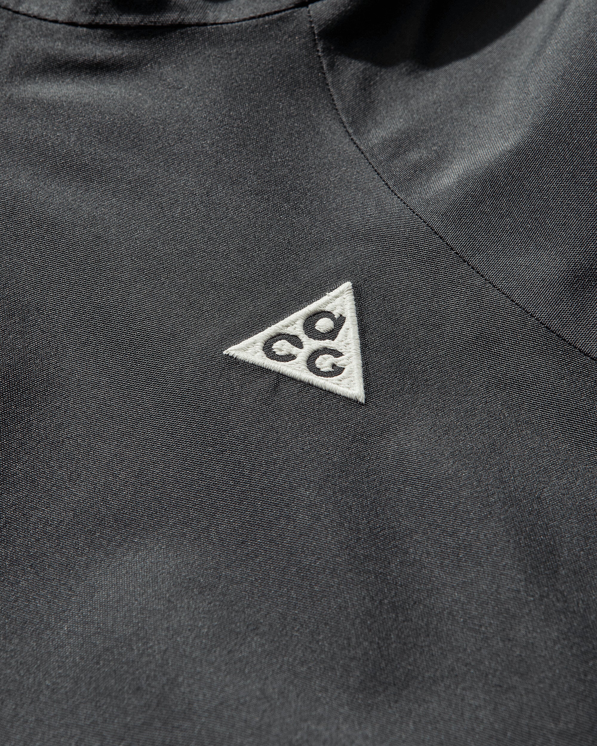 Nike Nike Acg "mystery Lights" Snow Jacket Anthracite/Anthracite/Black/Bl Coats and Jackets Jackets HV1131-060