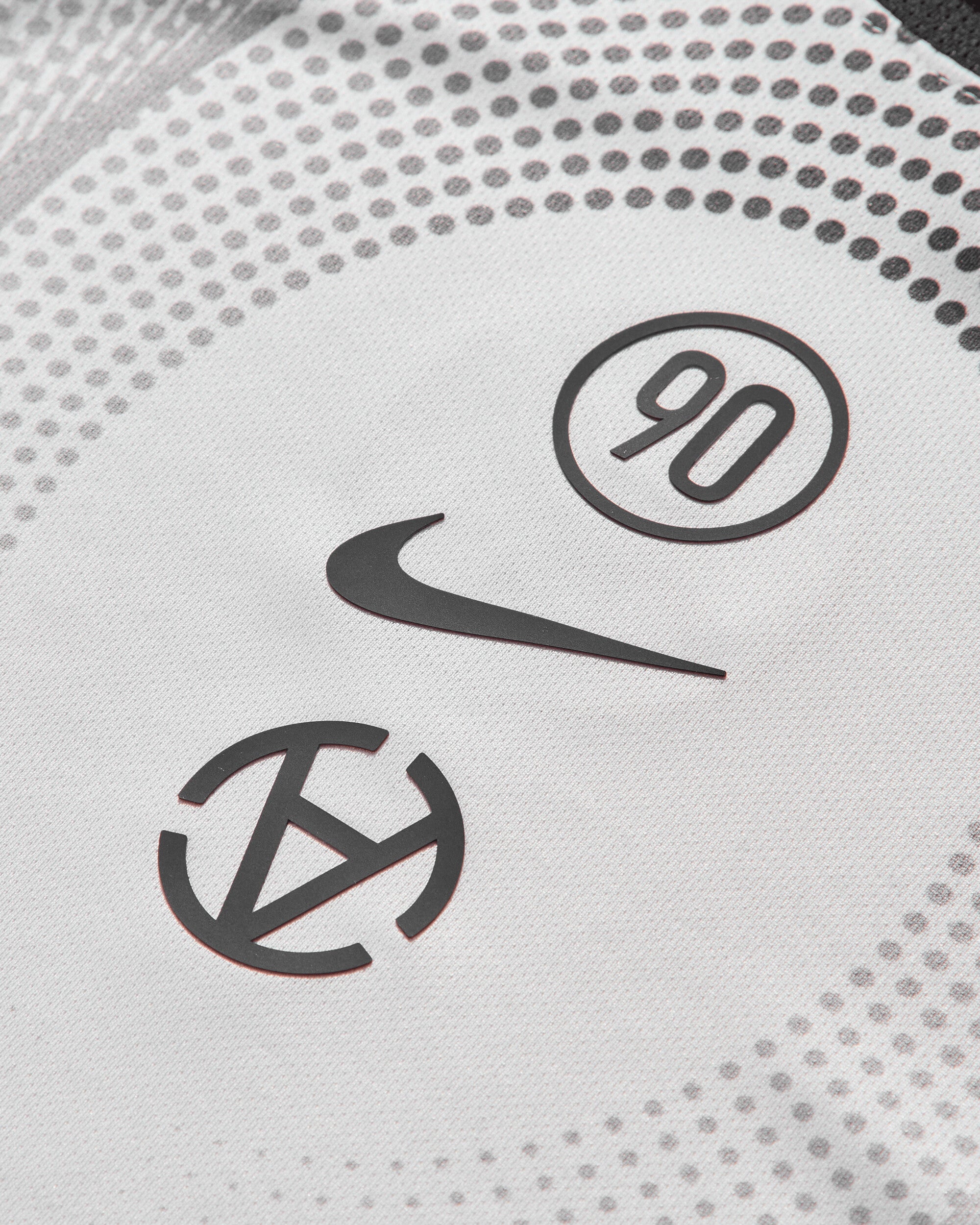 Nike M Nk Df T90 Top Long Sleeve X Slam Jam White/Pure Platinum/Black T-Shirts Longsleeve IO8392-100