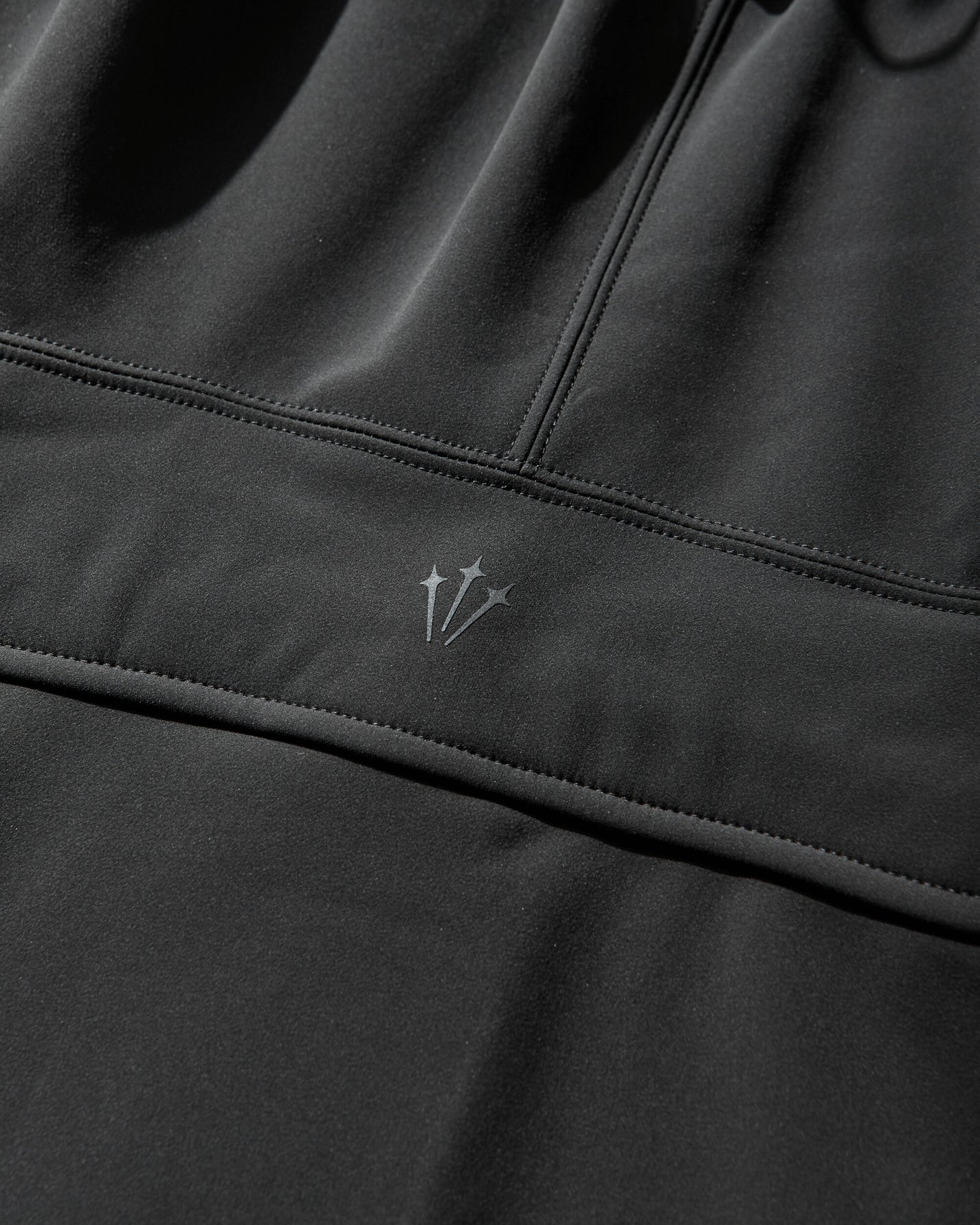 Nike M Nrg Nocta Code Hyena Ls Black/Black/(Refblk) T-Shirts Longsleeve HQ4483-010