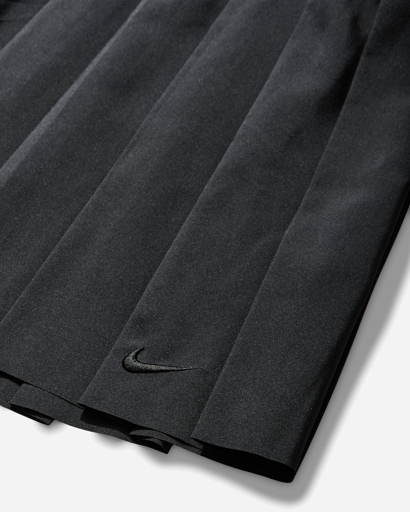 Nike Nike Sportswear Women's Pleated Skirt Black/Black Skirts Midi IF0589-010