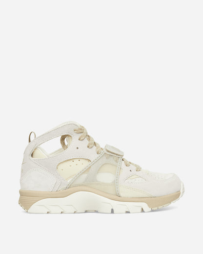 Nike Nike Air Trainer Huarache Sail/Lt Khaki Sneakers Low IB7678-100