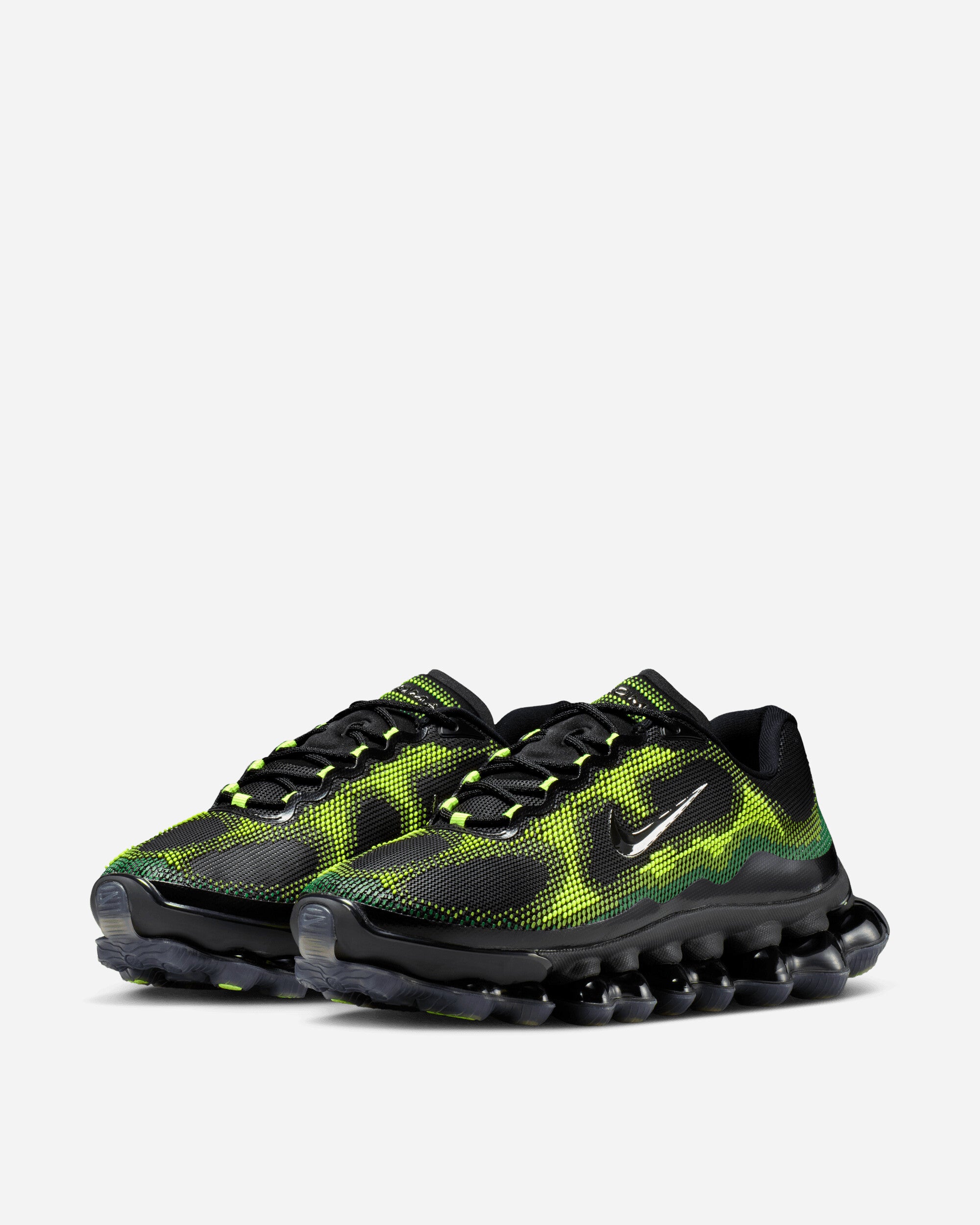 Nike Nike Liquid Max Black/Chrome-Green/Apple Sneakers Low IQ7634-001