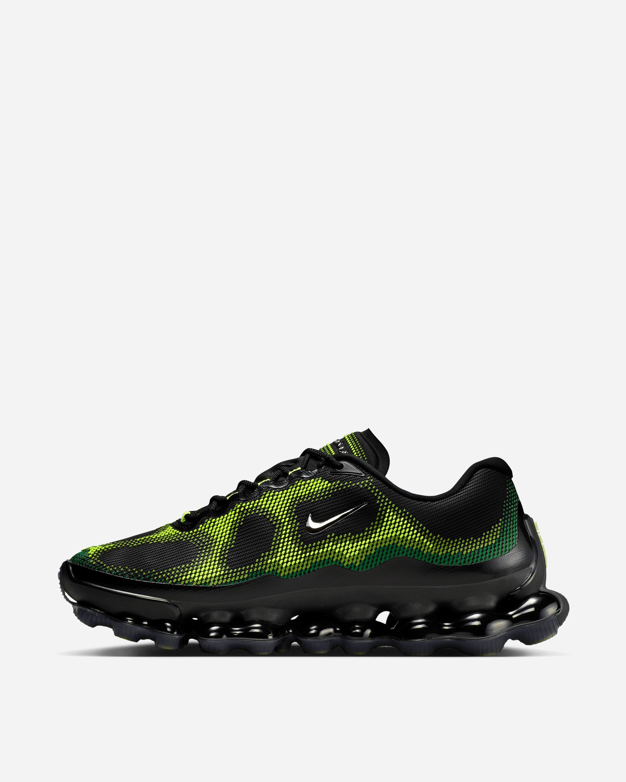 Nike Nike Liquid Max Black/Chrome-Green/Apple Sneakers Low IQ7634-001
