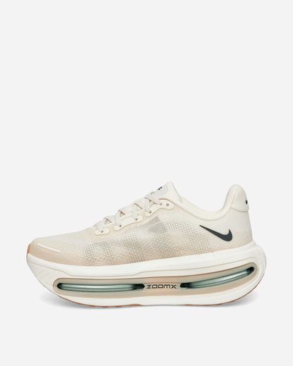 Nike Nike Vomero Premium Men's Road Running Shoes Pale Ivory/Black Spruce-Sanddr Sneakers Low HQ2050-106