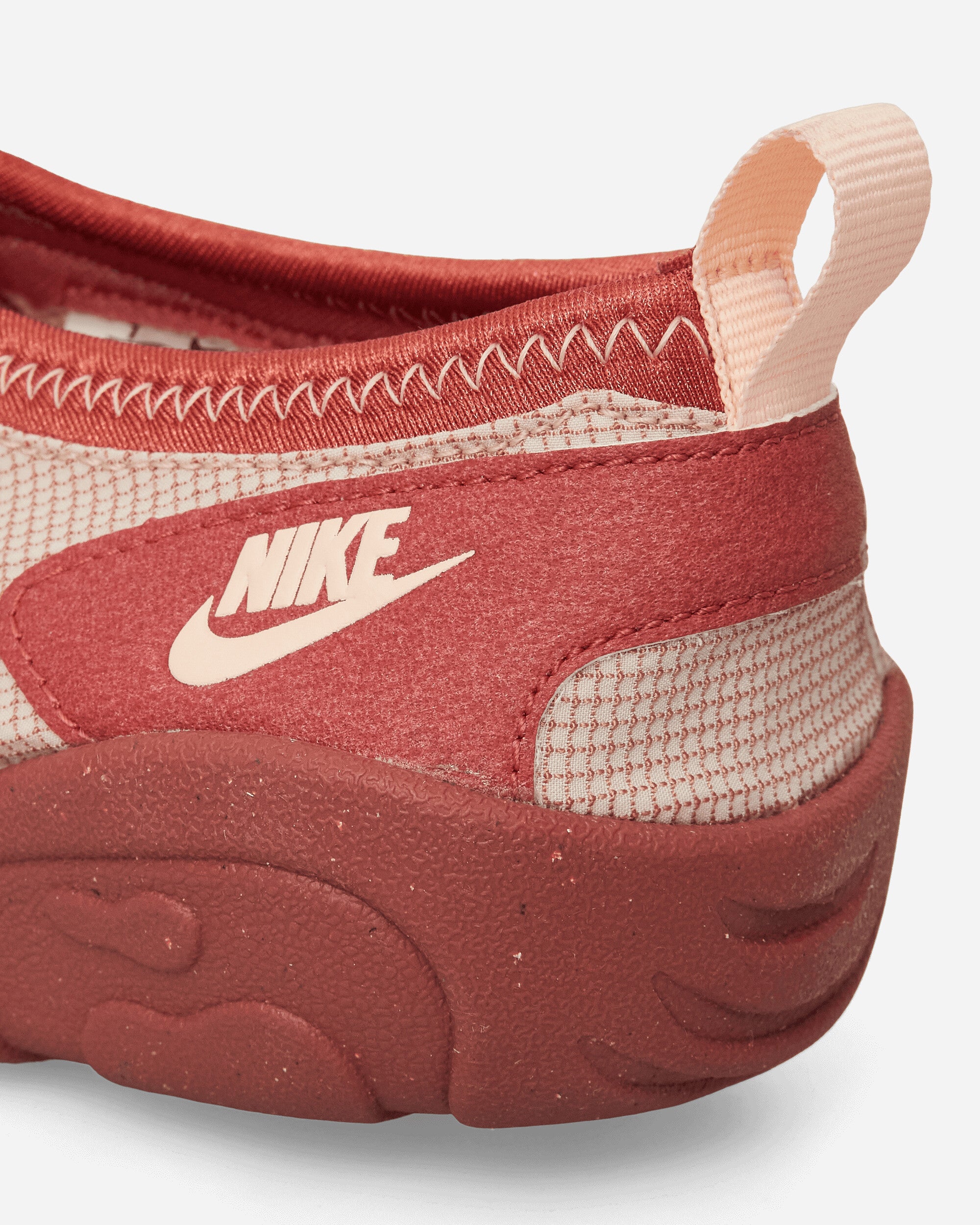 Nike W Nike Aqua Turf Particle Beige/Washed Coral Sneakers Low FZ5628-200