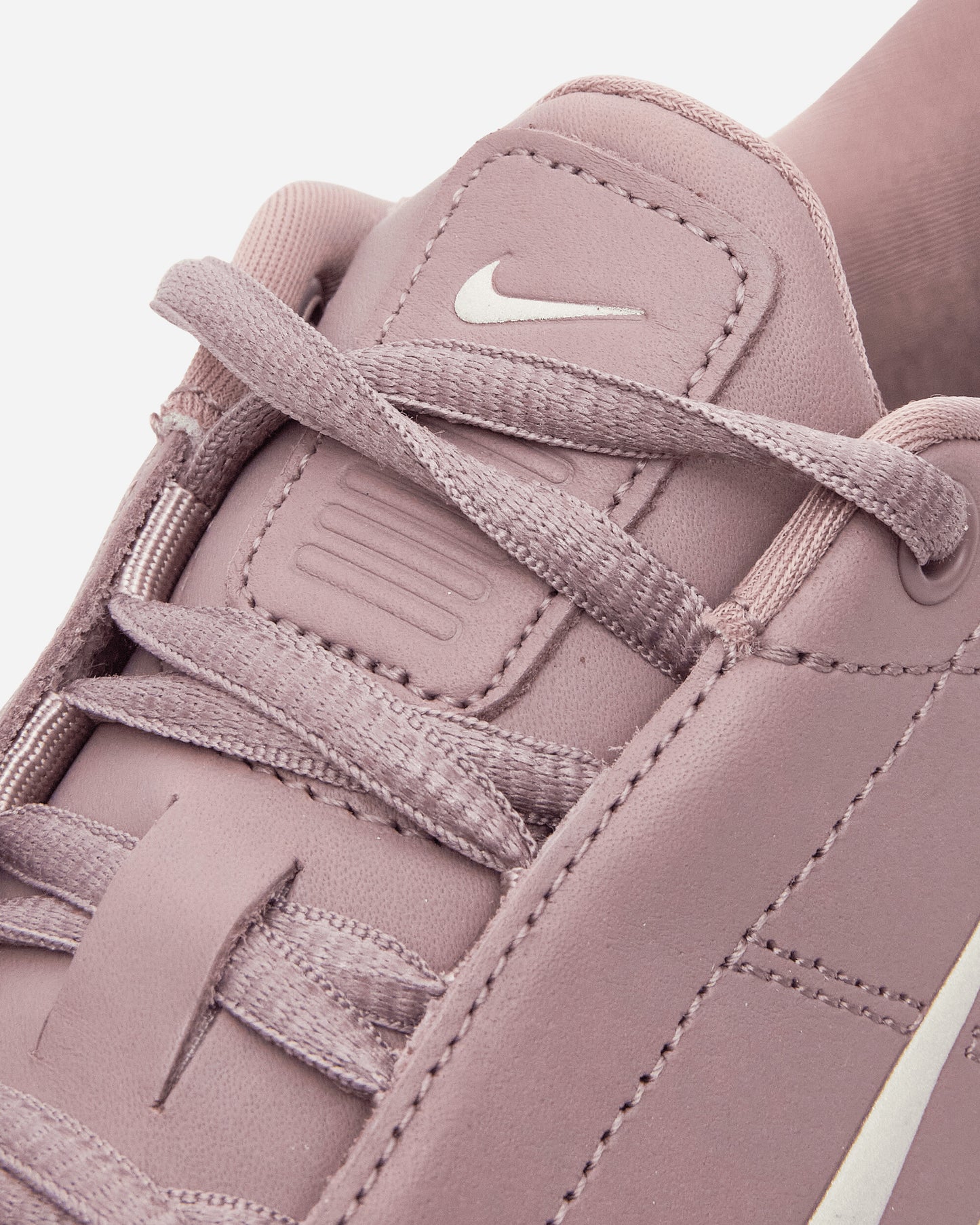 Nike Wmns Nike T90 Shox Magia Qs Taupe Grey/Mtlc Silver Sneakers Low IO9300-201