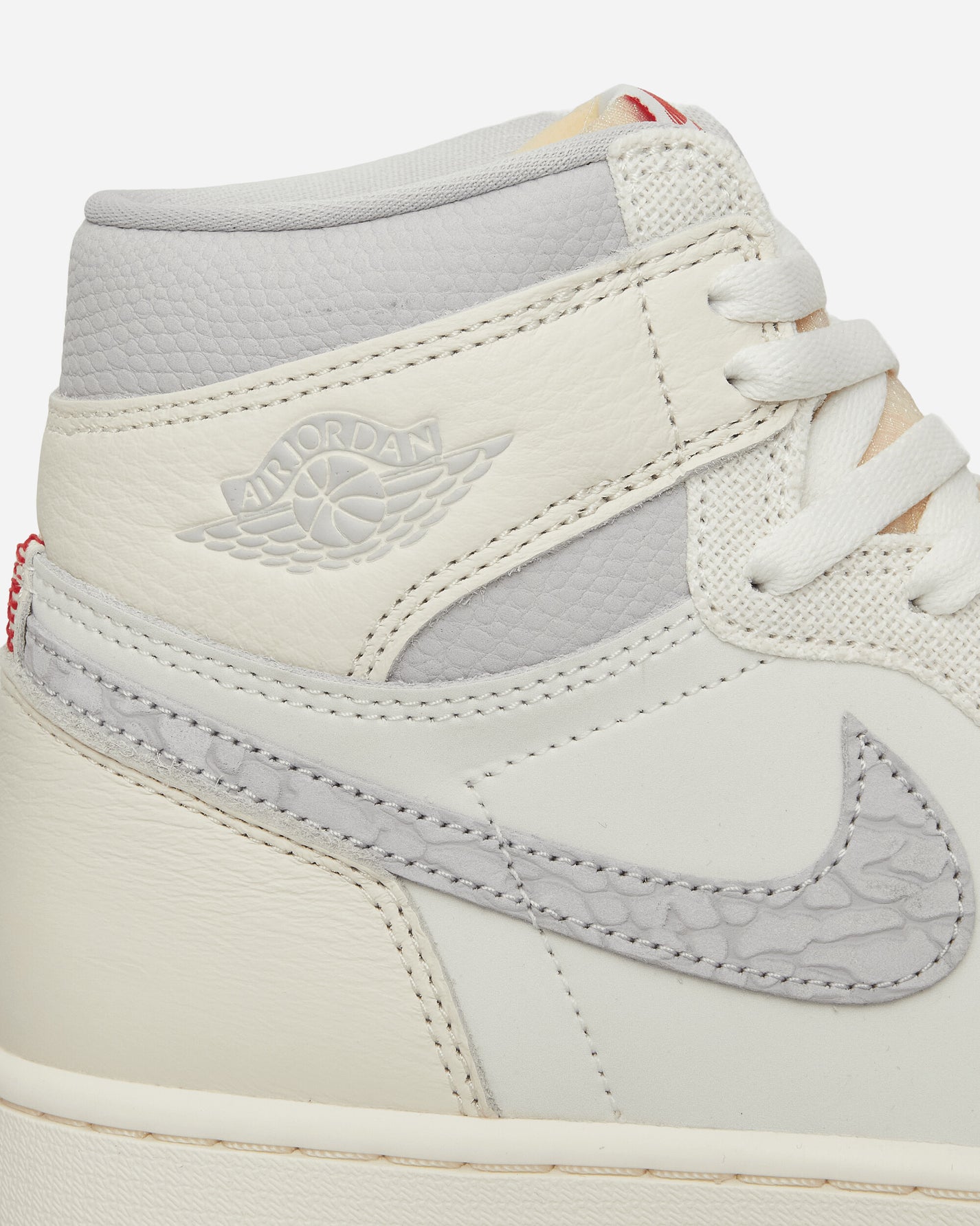 Nike Jordan Air Jordan 1 Retro High Og Sail/University Red/Pale Ivory Sneakers High IH4363-100