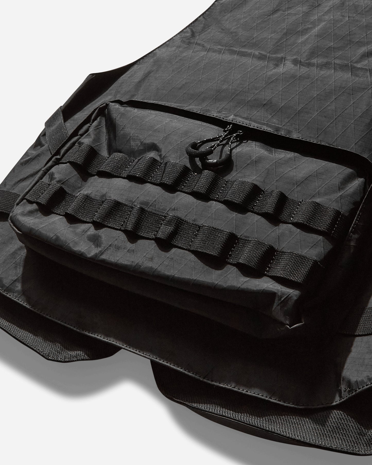 Oakley Fgl Ap Vest 5.0 Phantom Coats and Jackets Vests FOA407569 01N