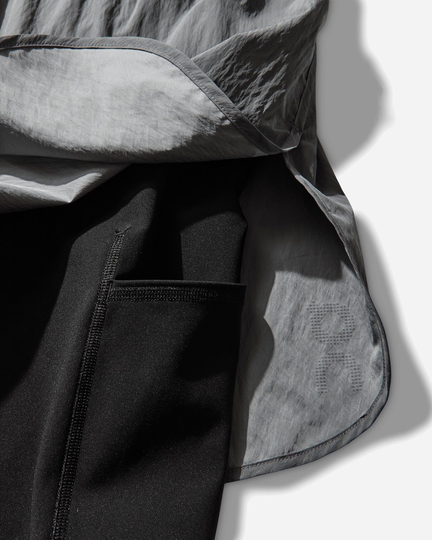 On Performance Volt Shorts Glacier Shorts Short 1MG10610561 050