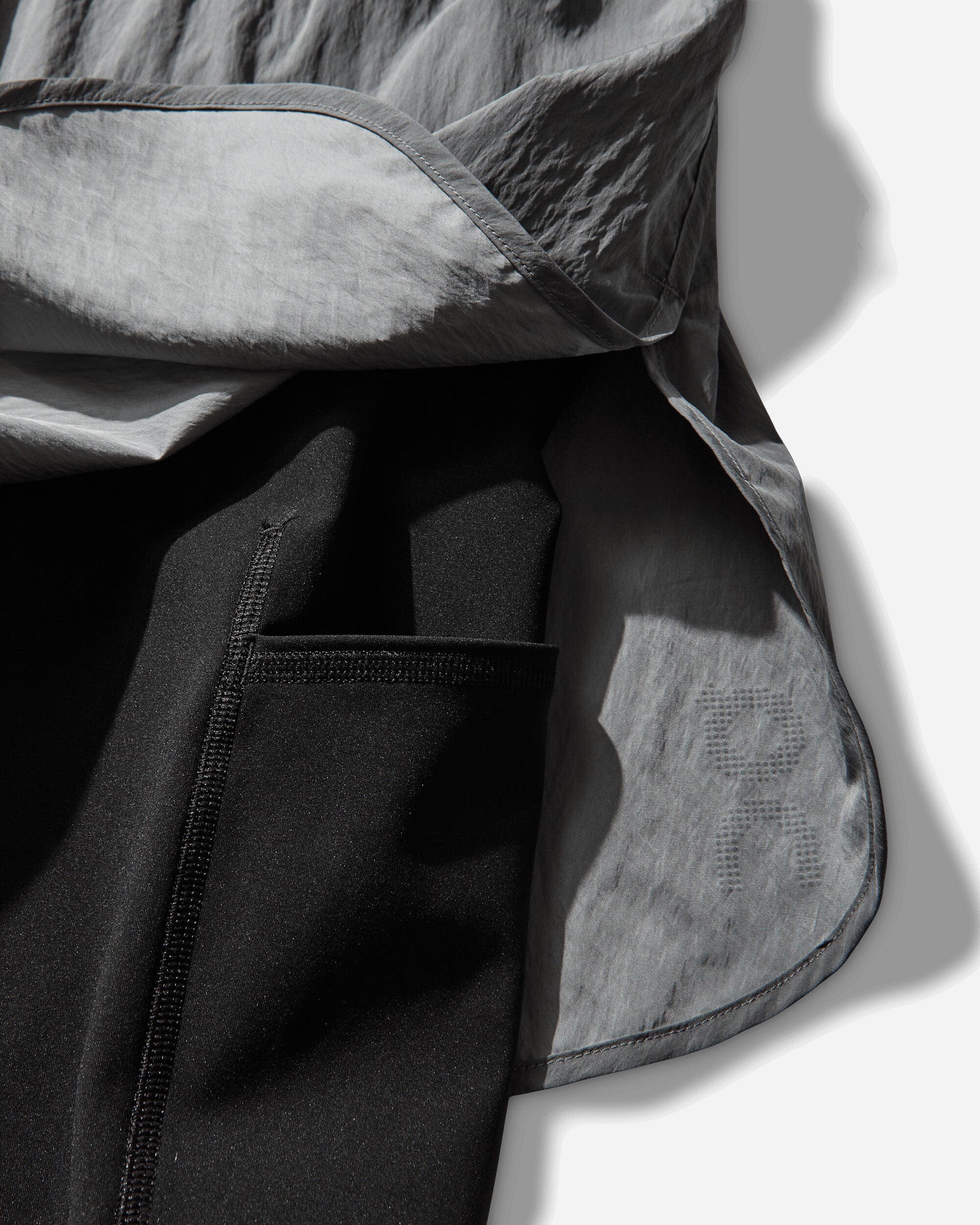 On Performance Volt Shorts Glacier Shorts Short 1MG10610561 050