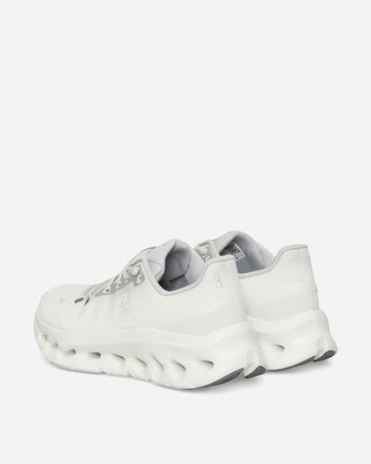 On Cloudtilt Glacier/Ice Sneakers Low 3ME10103740 050