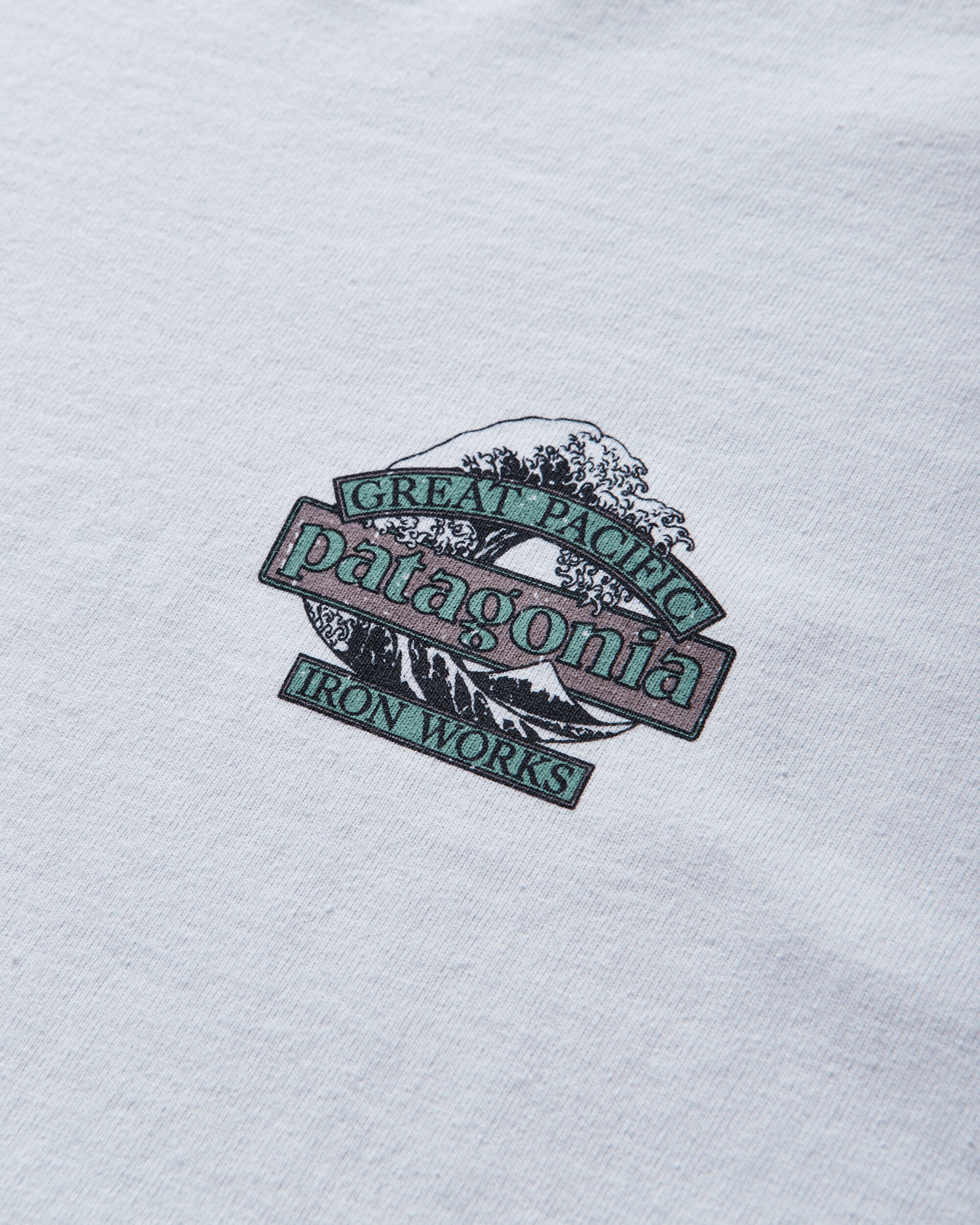 Patagonia M'S L/S Great Waves Responsibili-Tee White T-Shirts Shortsleeve 37876 WHI