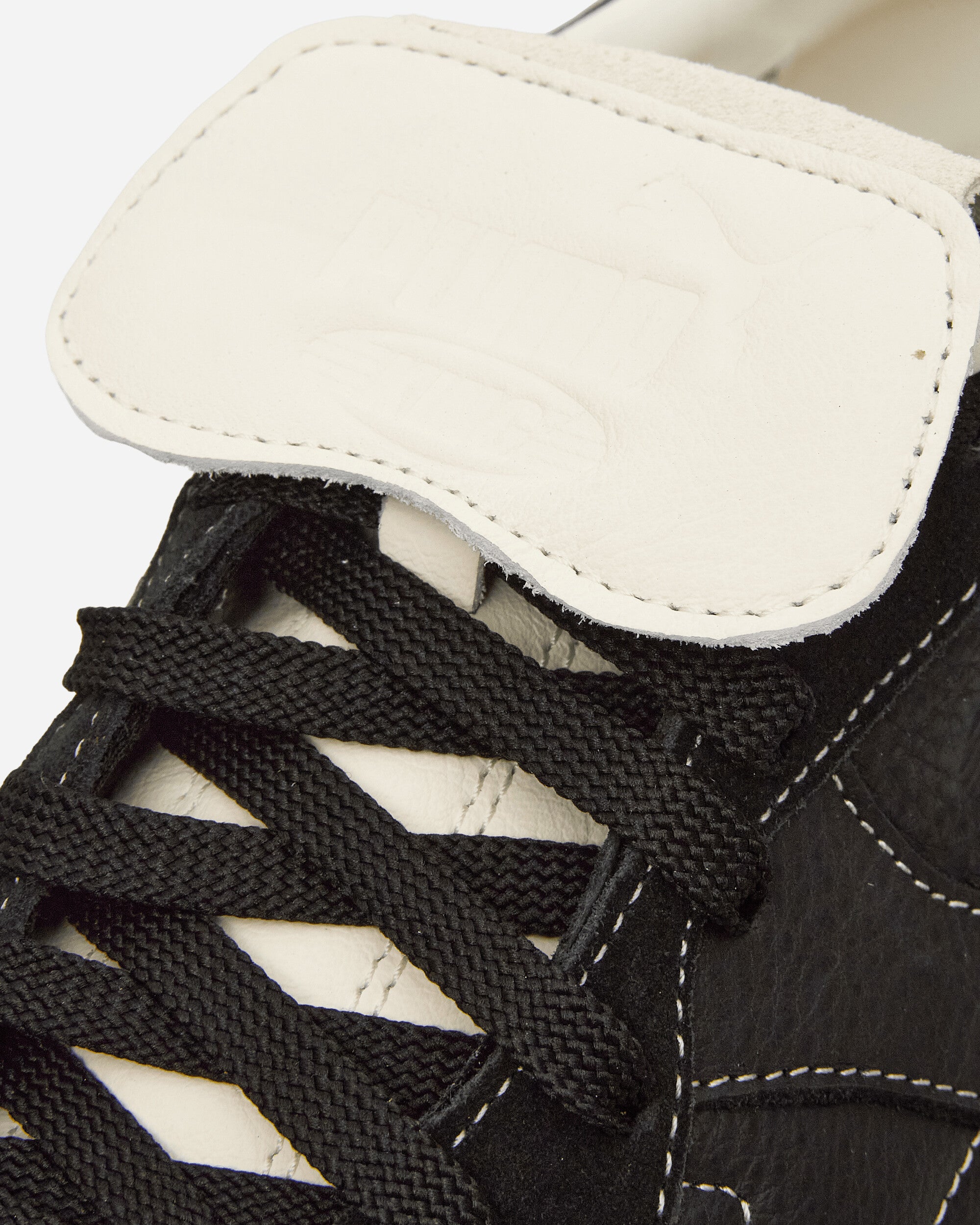 Puma King Indoor Icons Black/Frosted Ivory Sneakers Low 405342-01