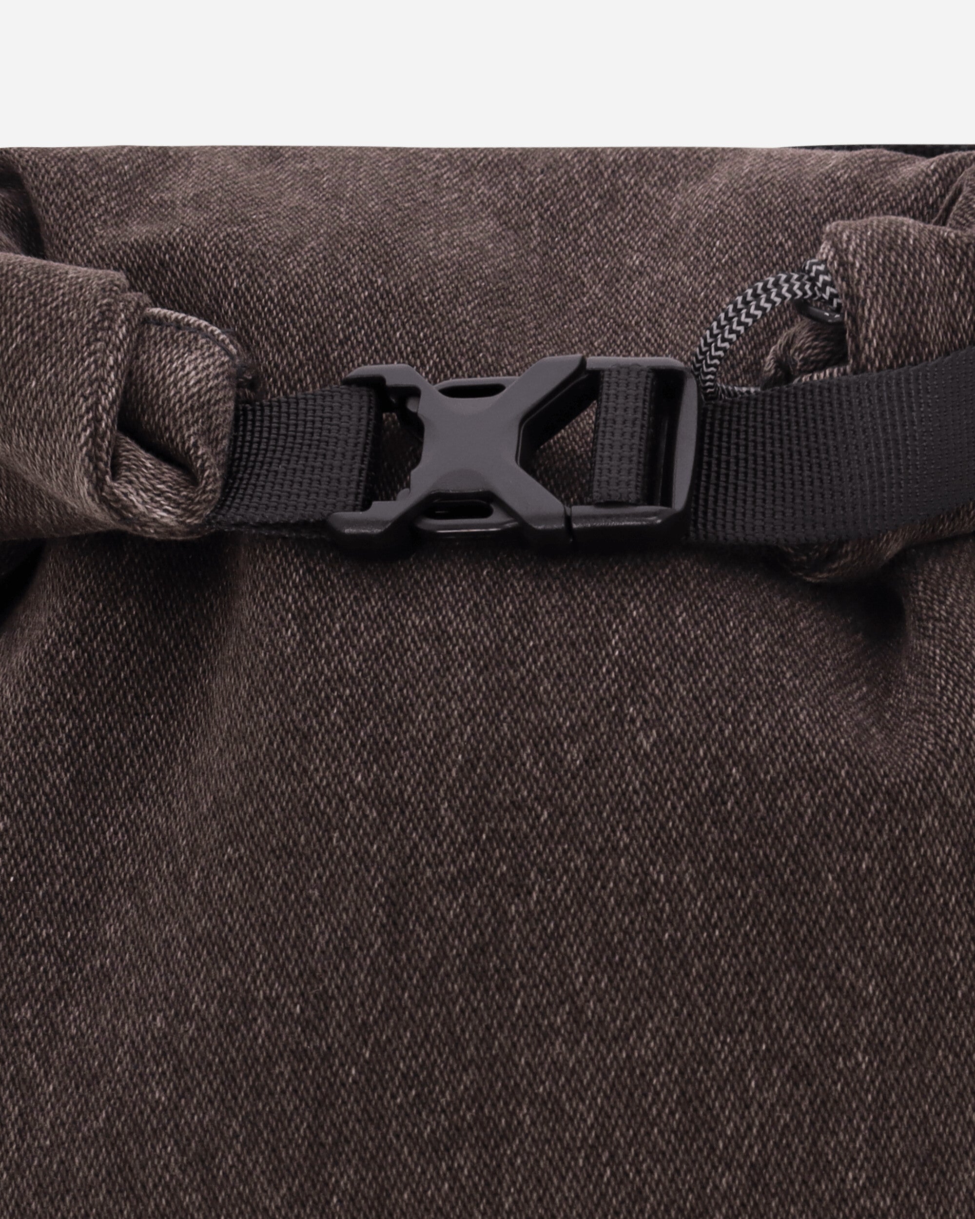 ROA Roa X Wrangler Yuna Crossbody Bag Dark Brown Bags and Backpacks Cases OBUW202FA02 BRW0003