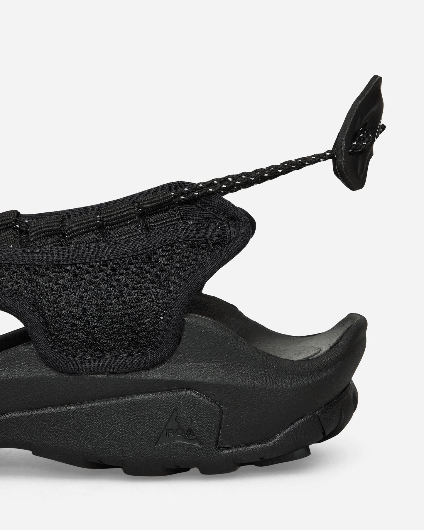 ROA Arpy Weaved Black Sneakers Low YBUW116FA06 BLK0001