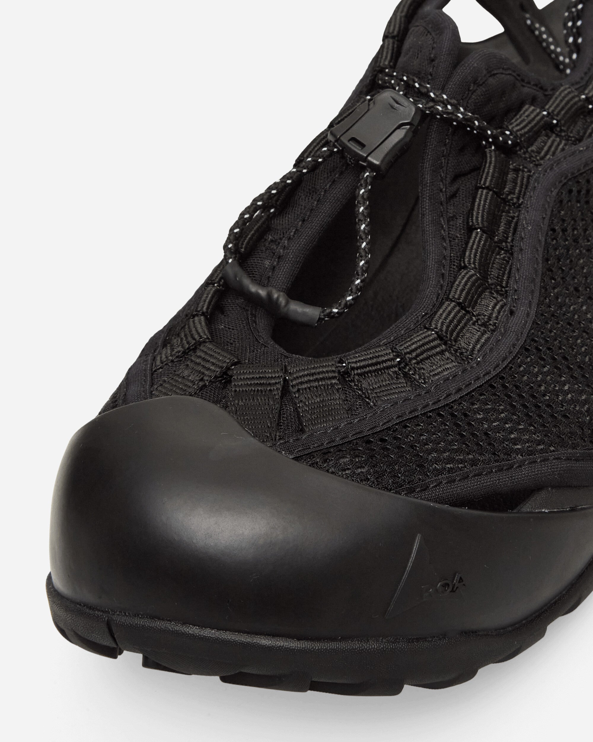 ROA Arpy Weaved Black Sneakers Low YBUW116FA06 BLK0001