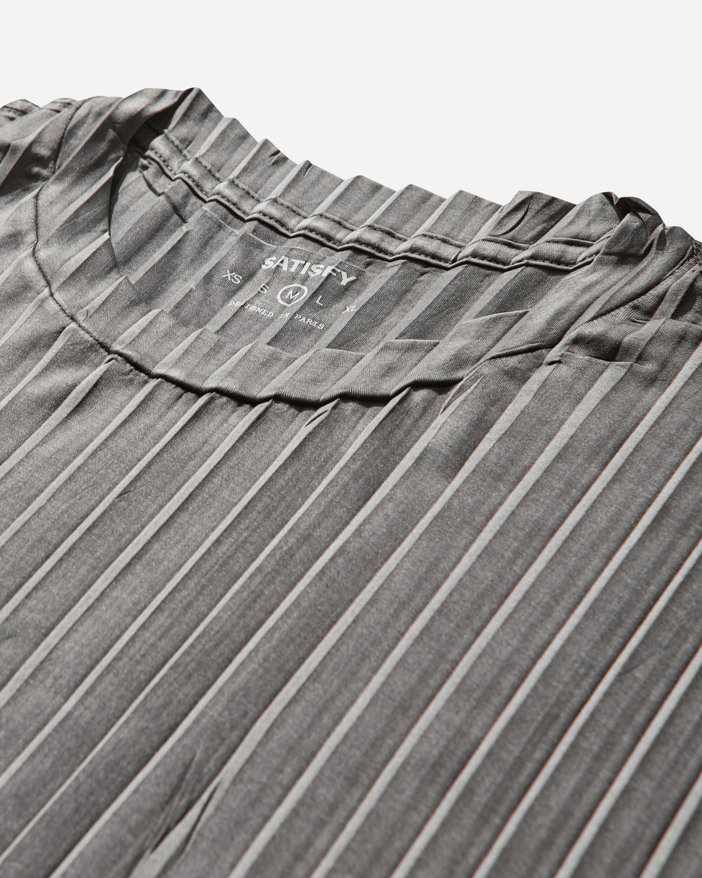 Satisfy AuraLite Pleated T-Shirt Mineral Graphite T-Shirts Shortsleeve 11043 MG-SA