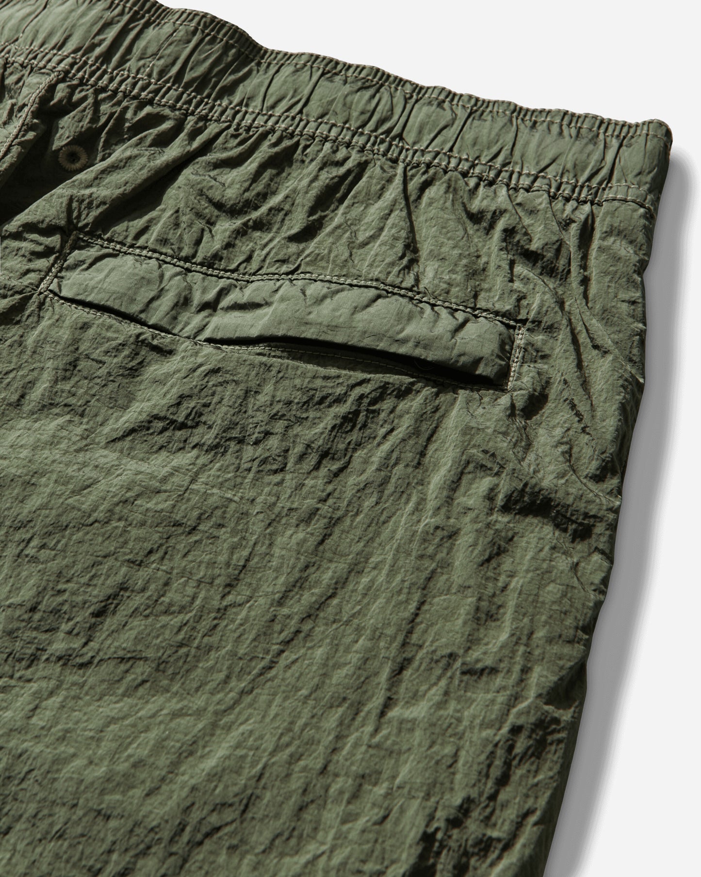 Stone Island Nylon Metal Contrast Swimshorts Military Green Shorts Short L1S15B100004S0043 V005G