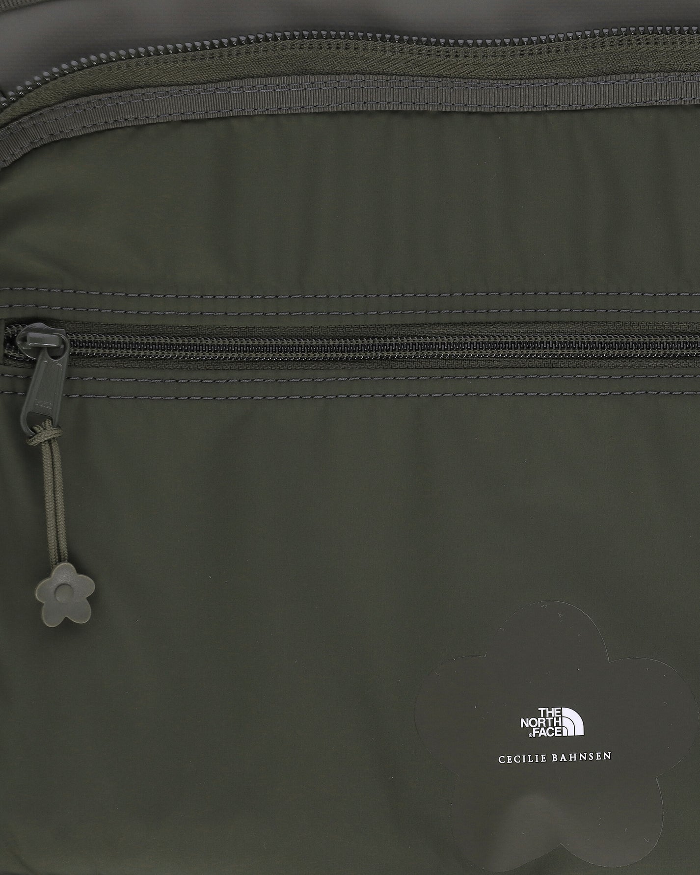 The North Face Wmns Tnf X Cb Anna Base Camp Duffel S Green Bags and Backpacks Backpacks NF0A8HEMN8M1 NFN8M