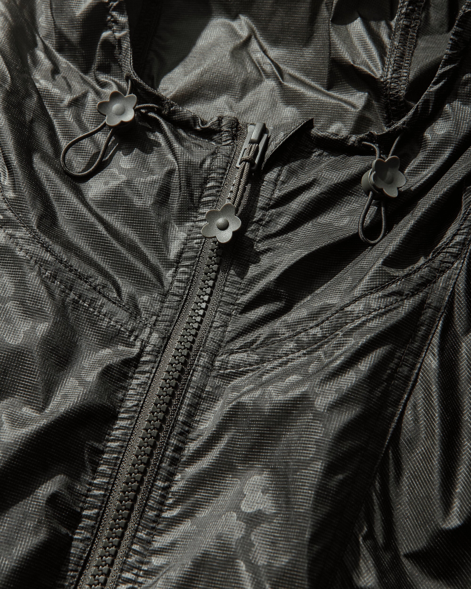 The North Face Wmns Tnf X Cb Emma Long Wind Jacket Green Coats and Jackets Windbreakers NF0A8HEGN8M1 NFN8M