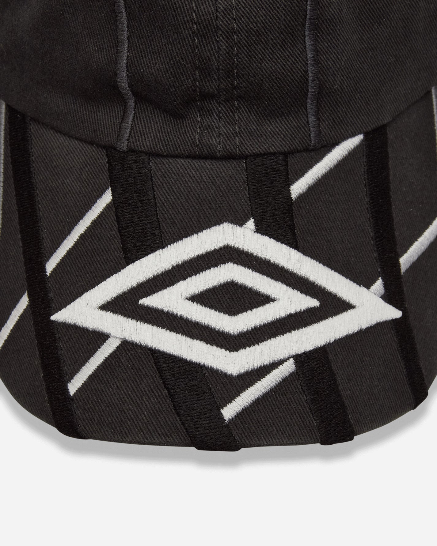Umbro Goalkeeper Cap Dark Grey Hats Caps UBMW234FA19 GRY0003