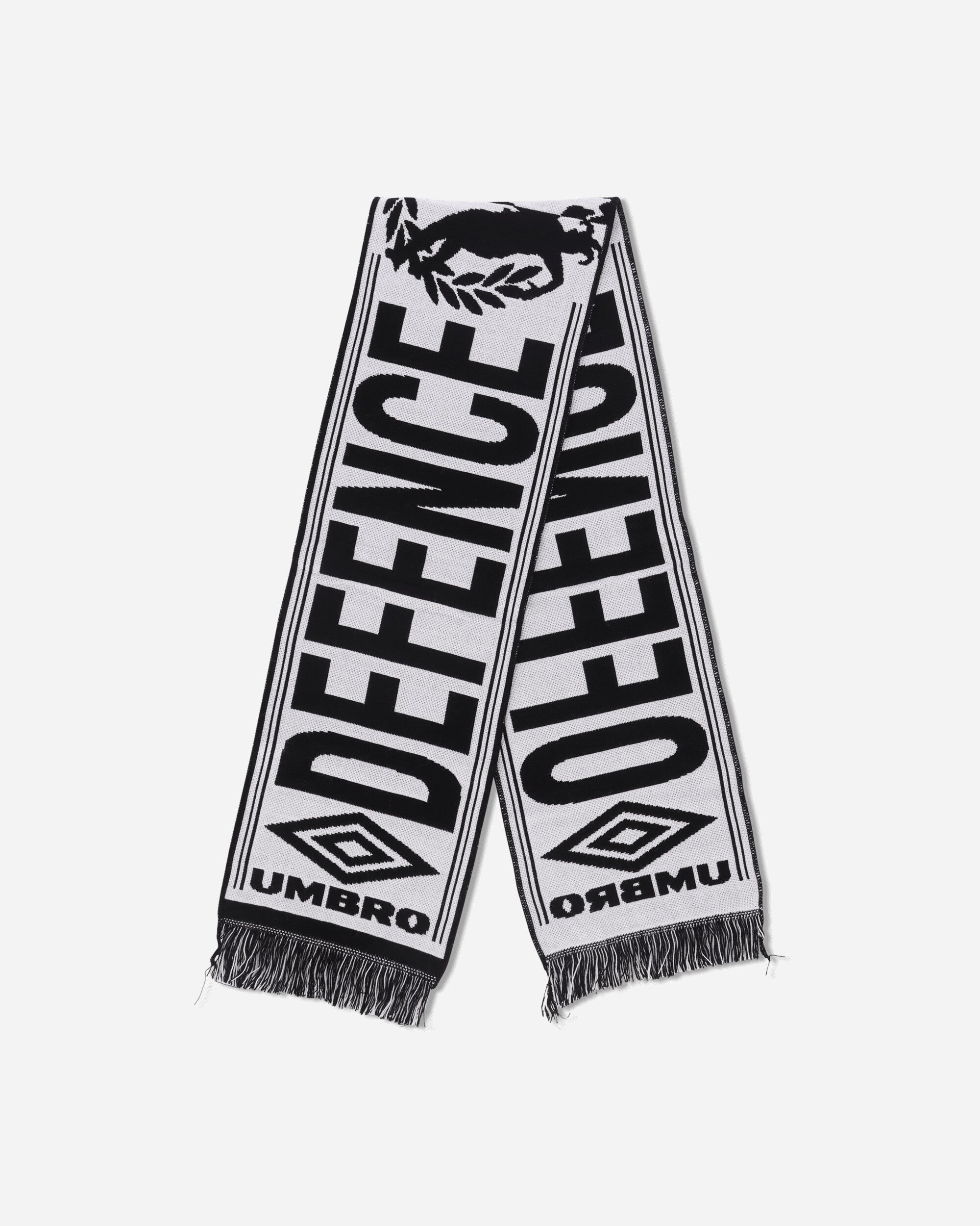 Umbro Security Scarf Black White Gloves and Scarves Scarves and Warmneck UBMW255YA17 BLK0012