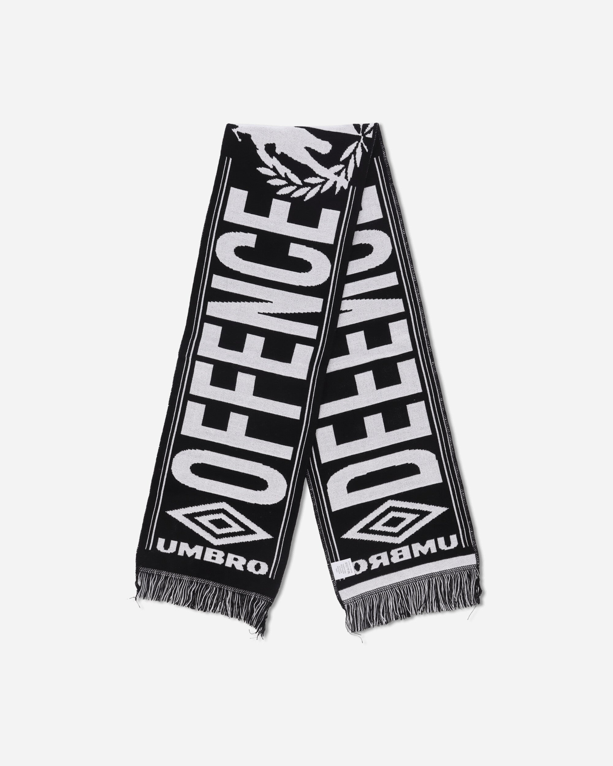 Umbro Security Scarf Black White Gloves and Scarves Scarves and Warmneck UBMW255YA17 BLK0012