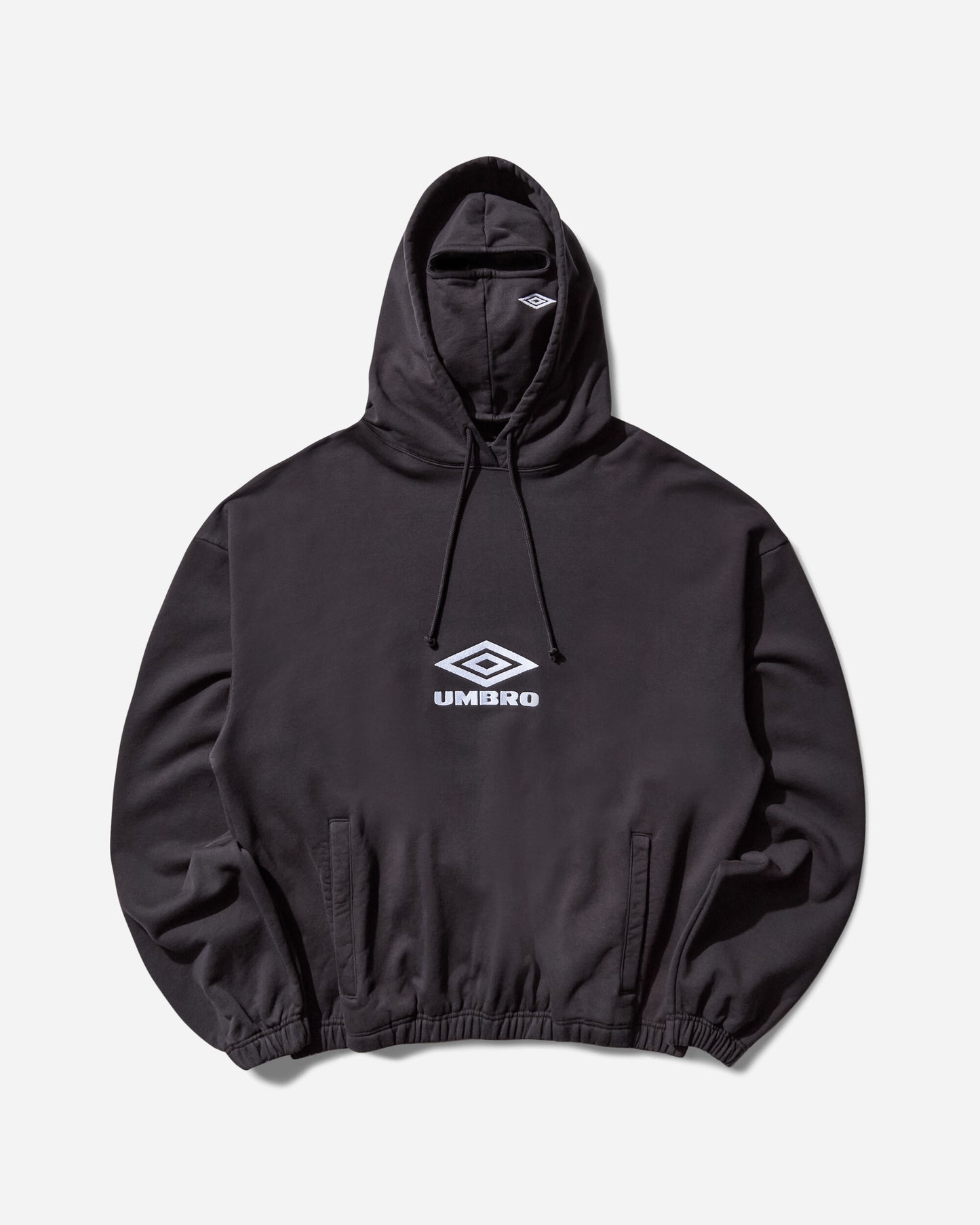 Umbro Og Logo Mask Hoodie Washed Black Sweatshirts Hoodies UBMW0411FA256 BLK0020